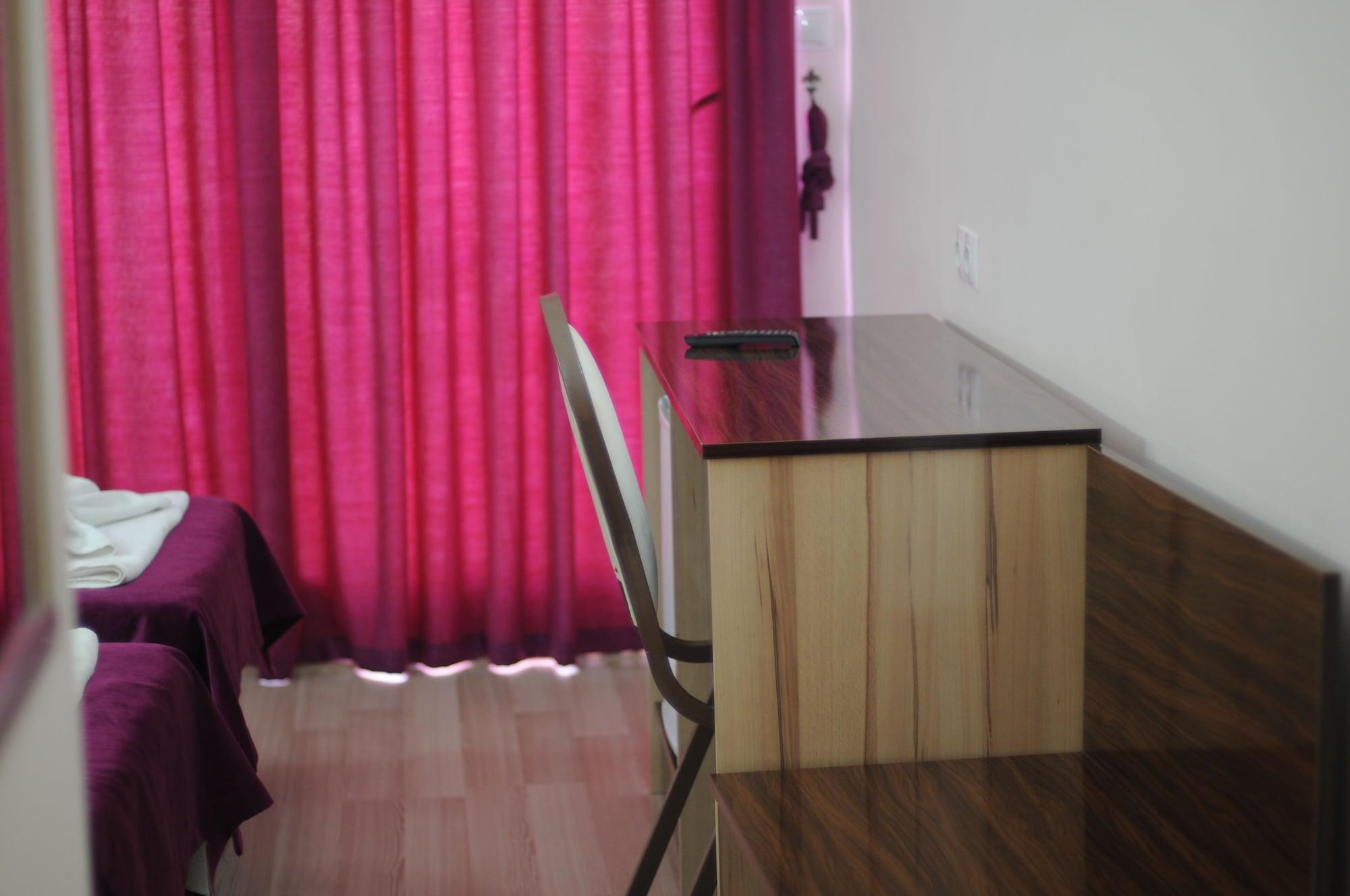 Hotel Rosy 2*