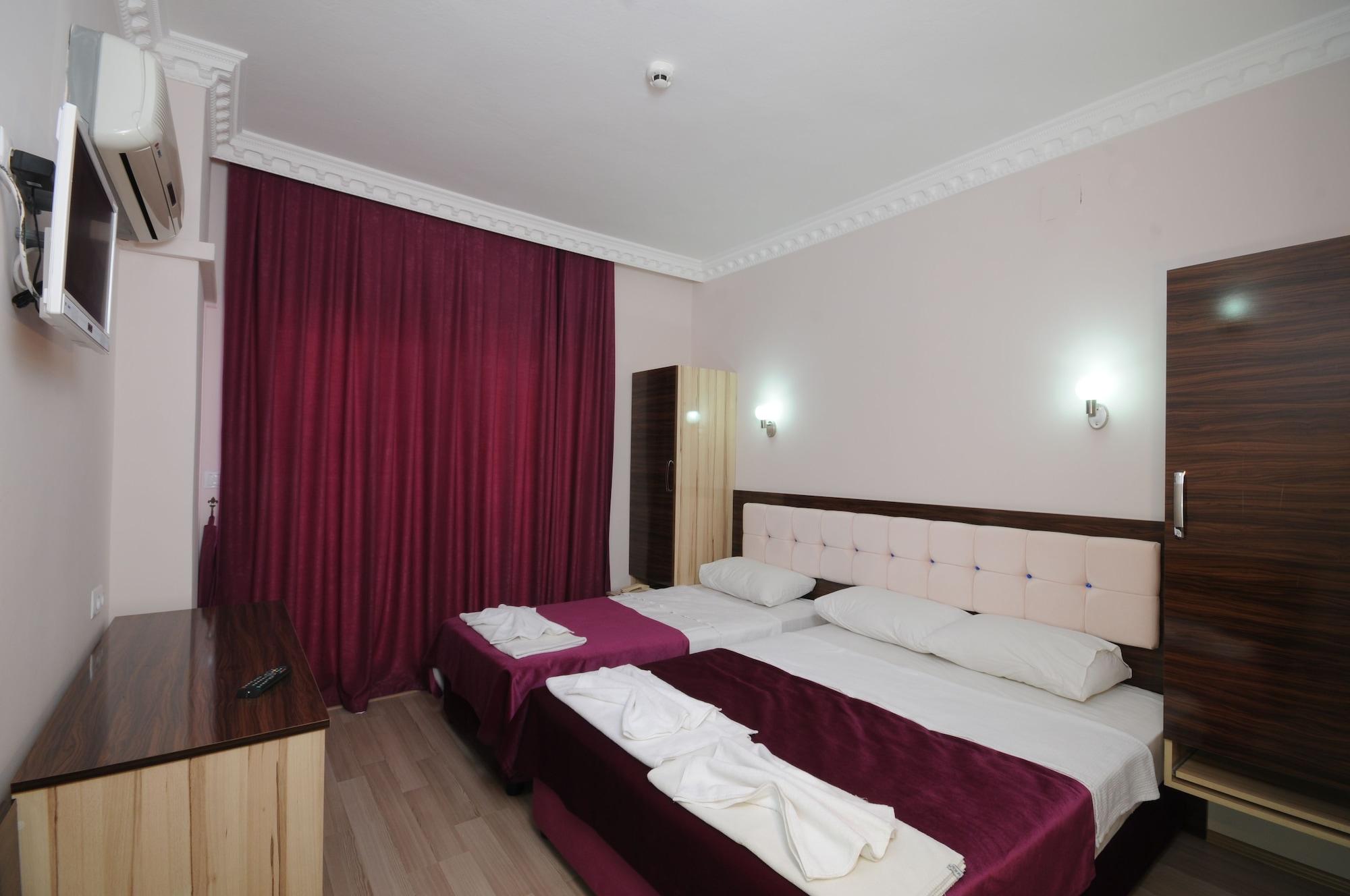 Hotel Rosy 2*