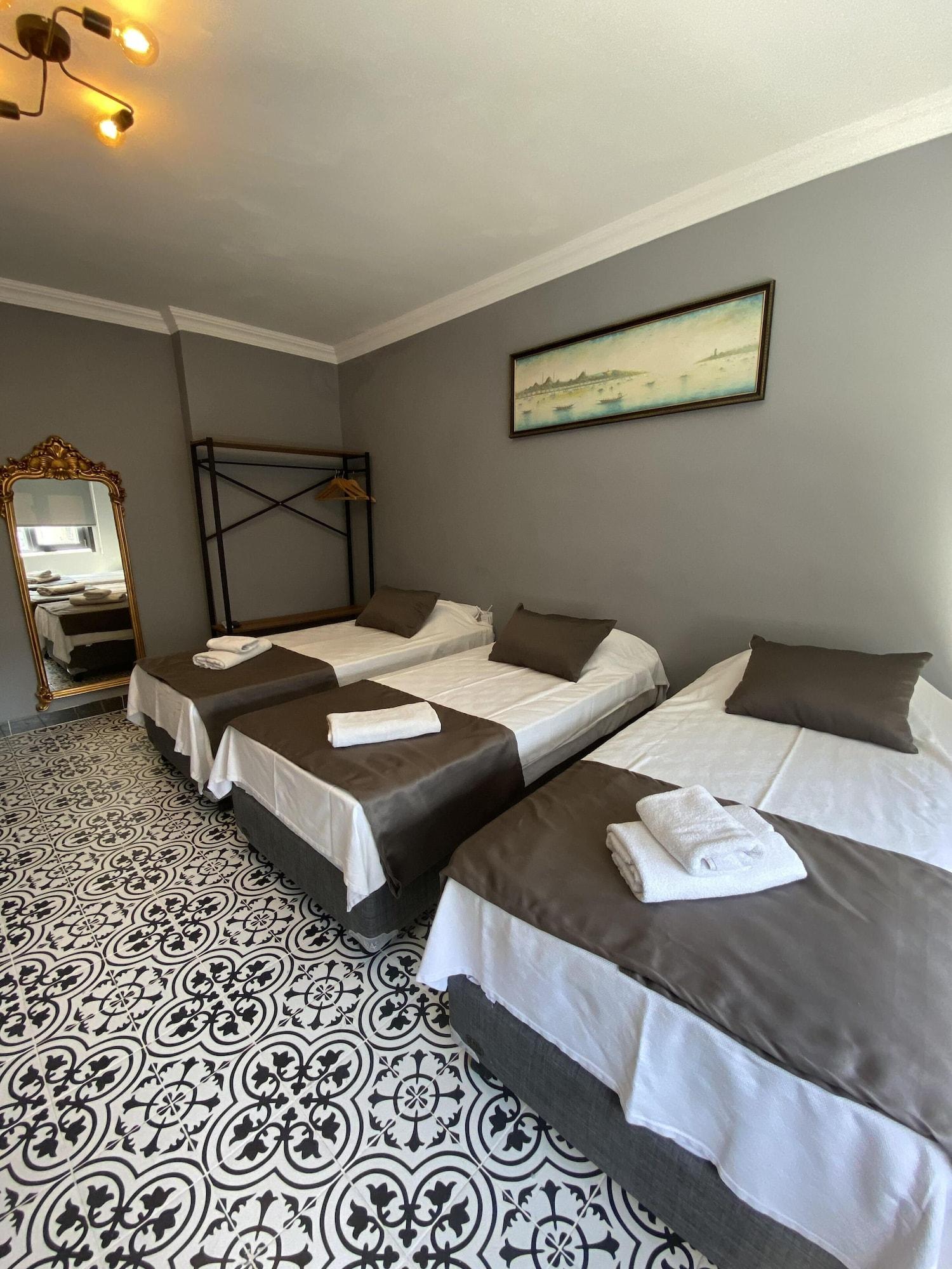 Hotel Hhk 4*