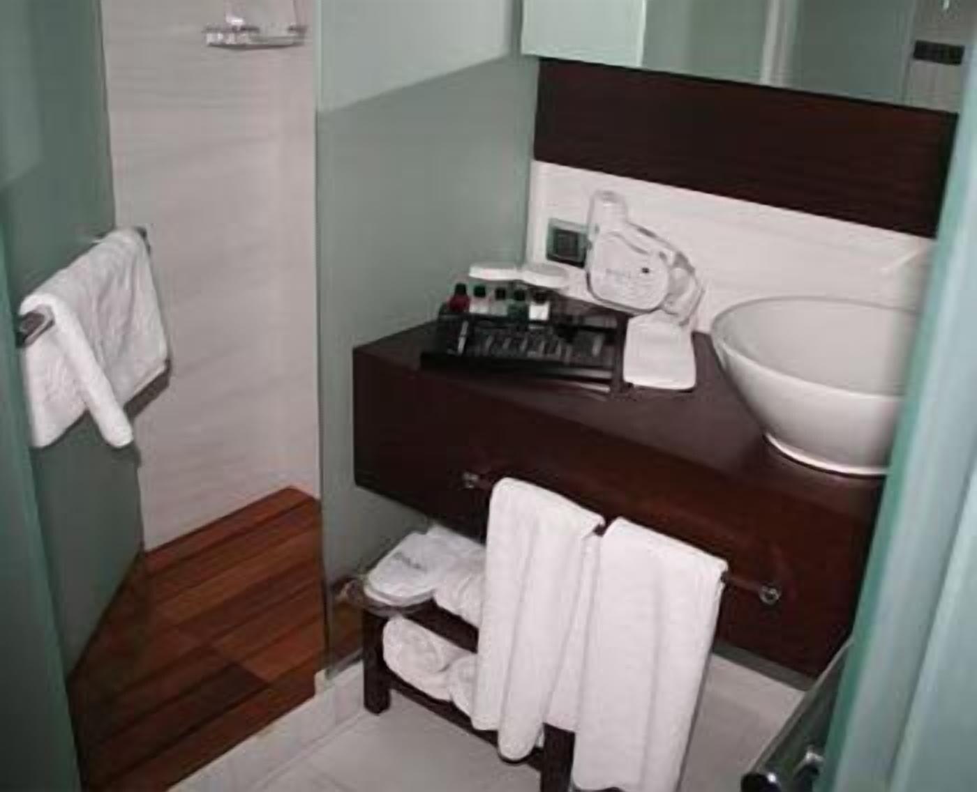 Samm Bistro Hotel 4*