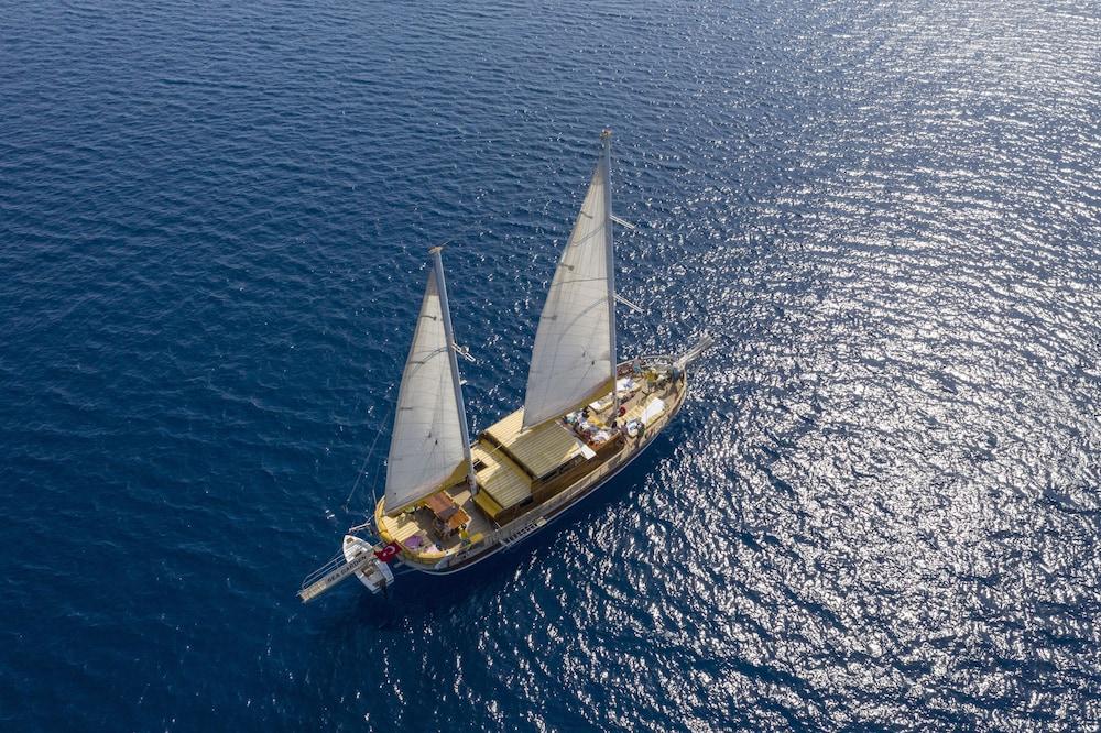 Aparthotel Hapimag Sea Garden 5*