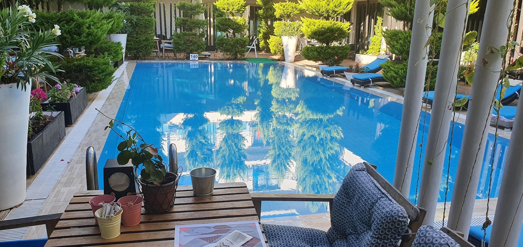 The D Hotel