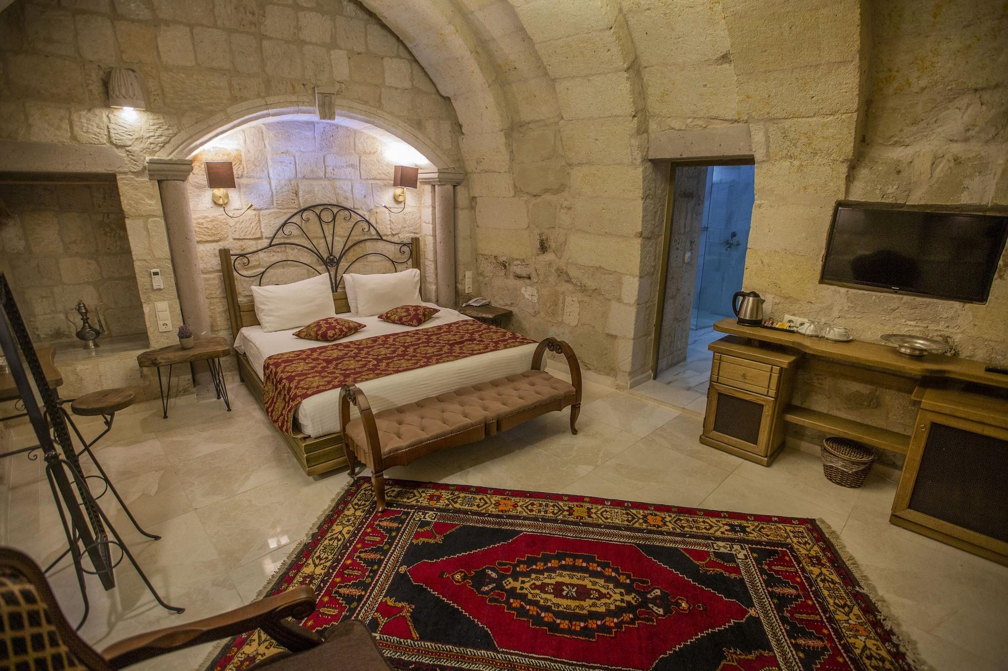 Divan Cave House Hotel 4*