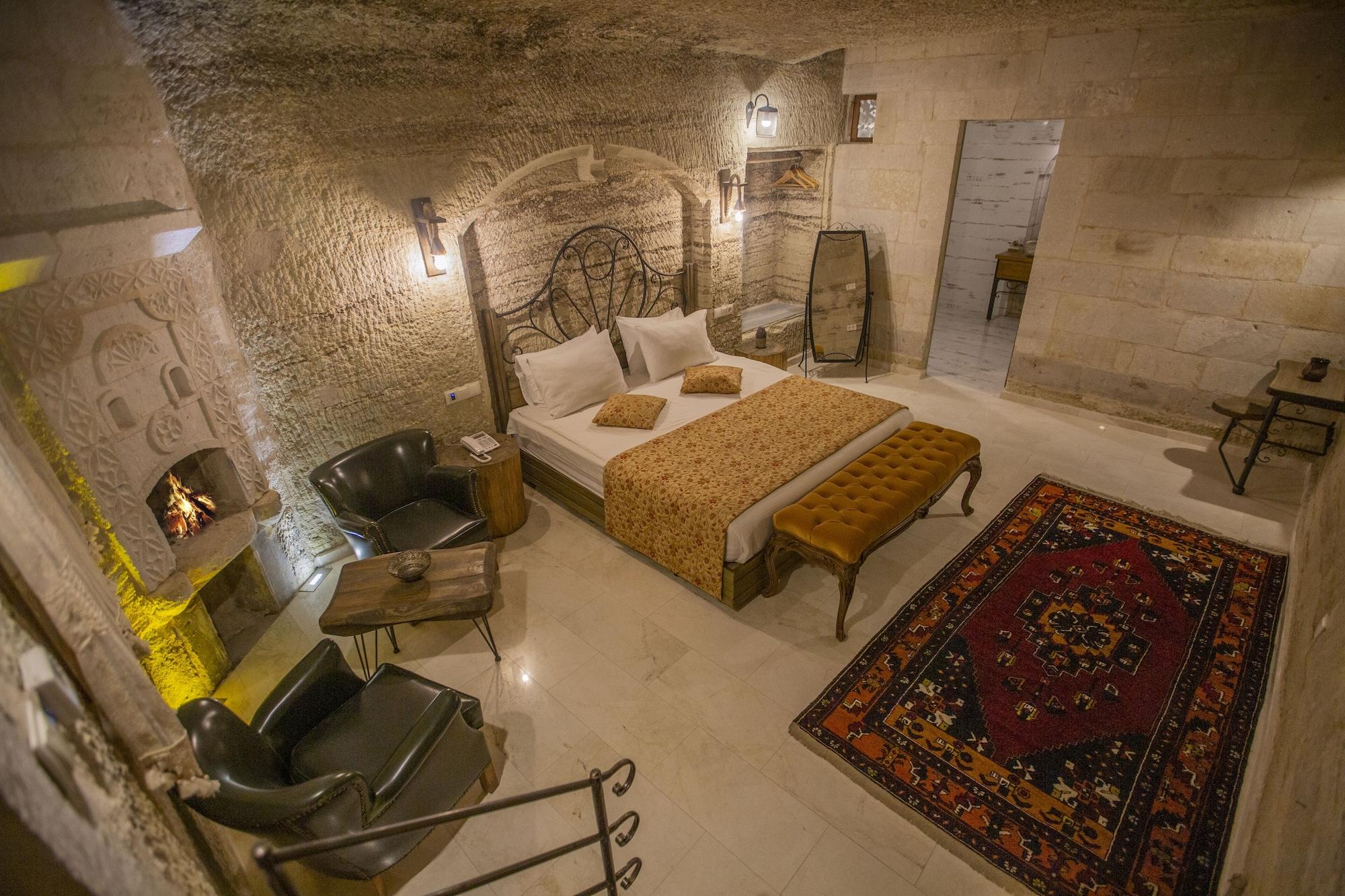 Divan Cave House Hotel 4*