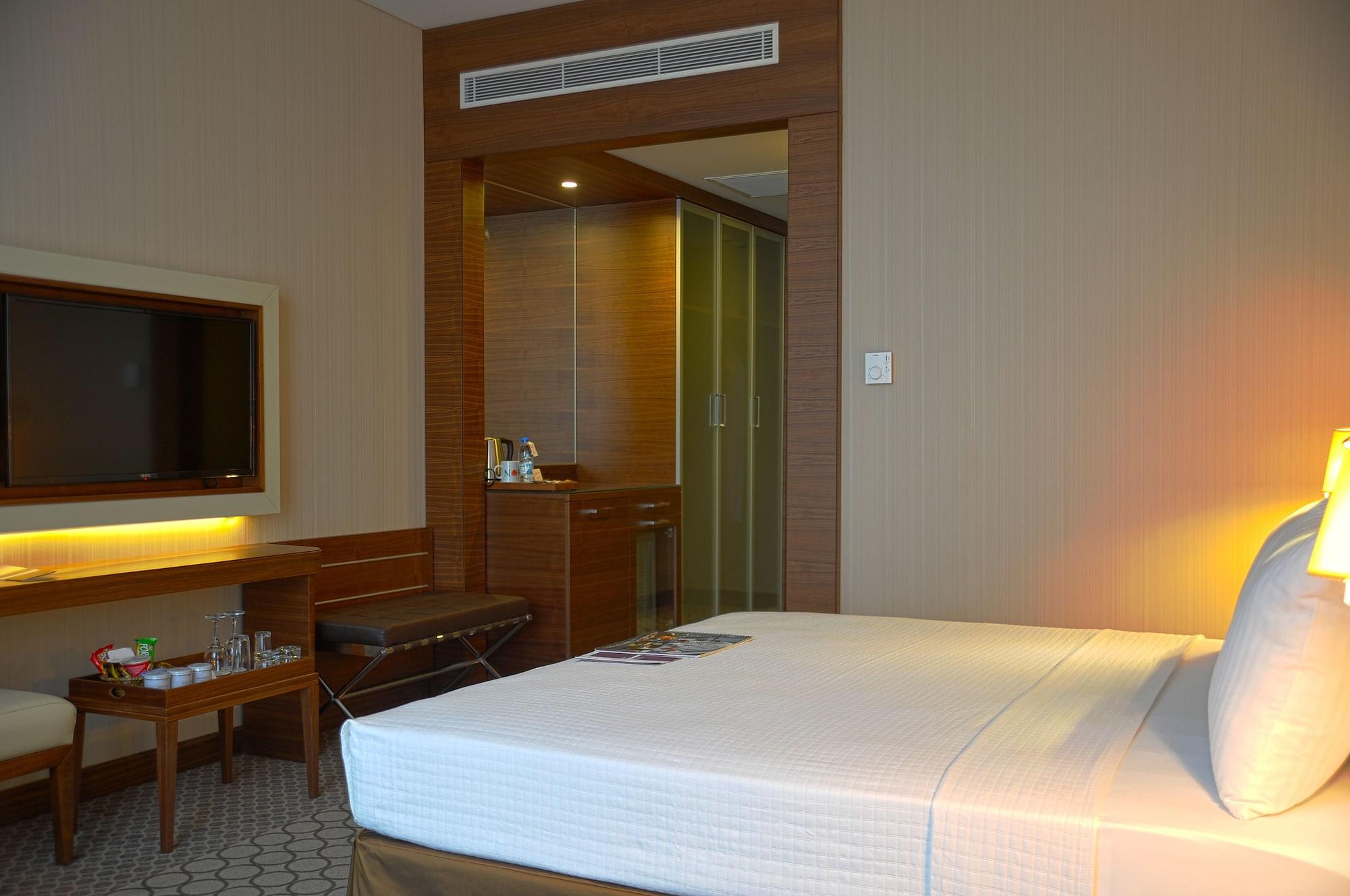 Anemon Grand