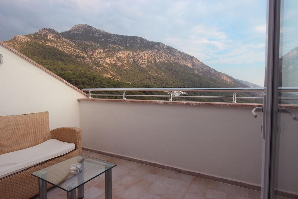 Hotel Golden Life Heights Deluxe - Adult Only 4*