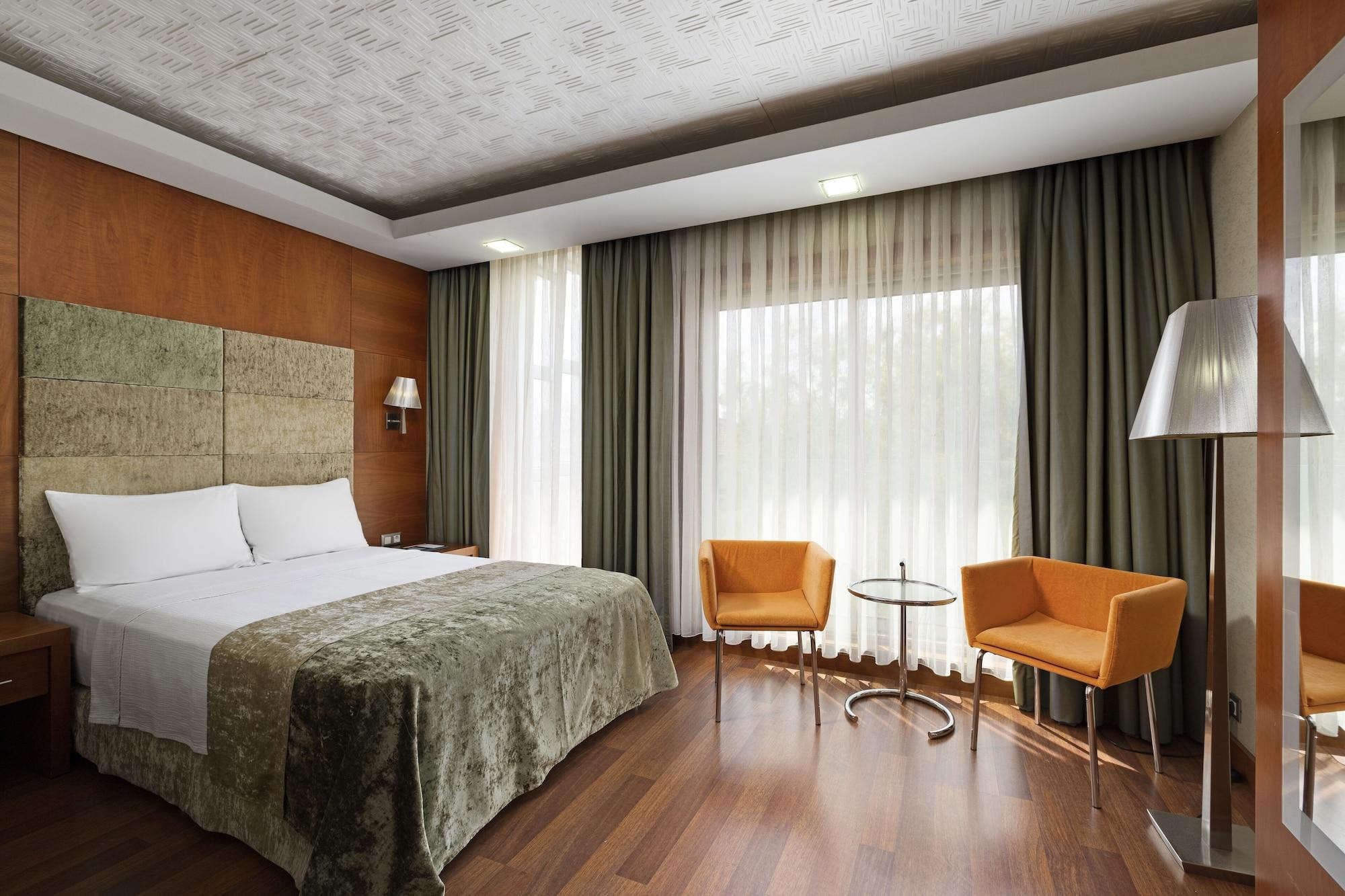 Hotel Limak Ambassadore 4*
