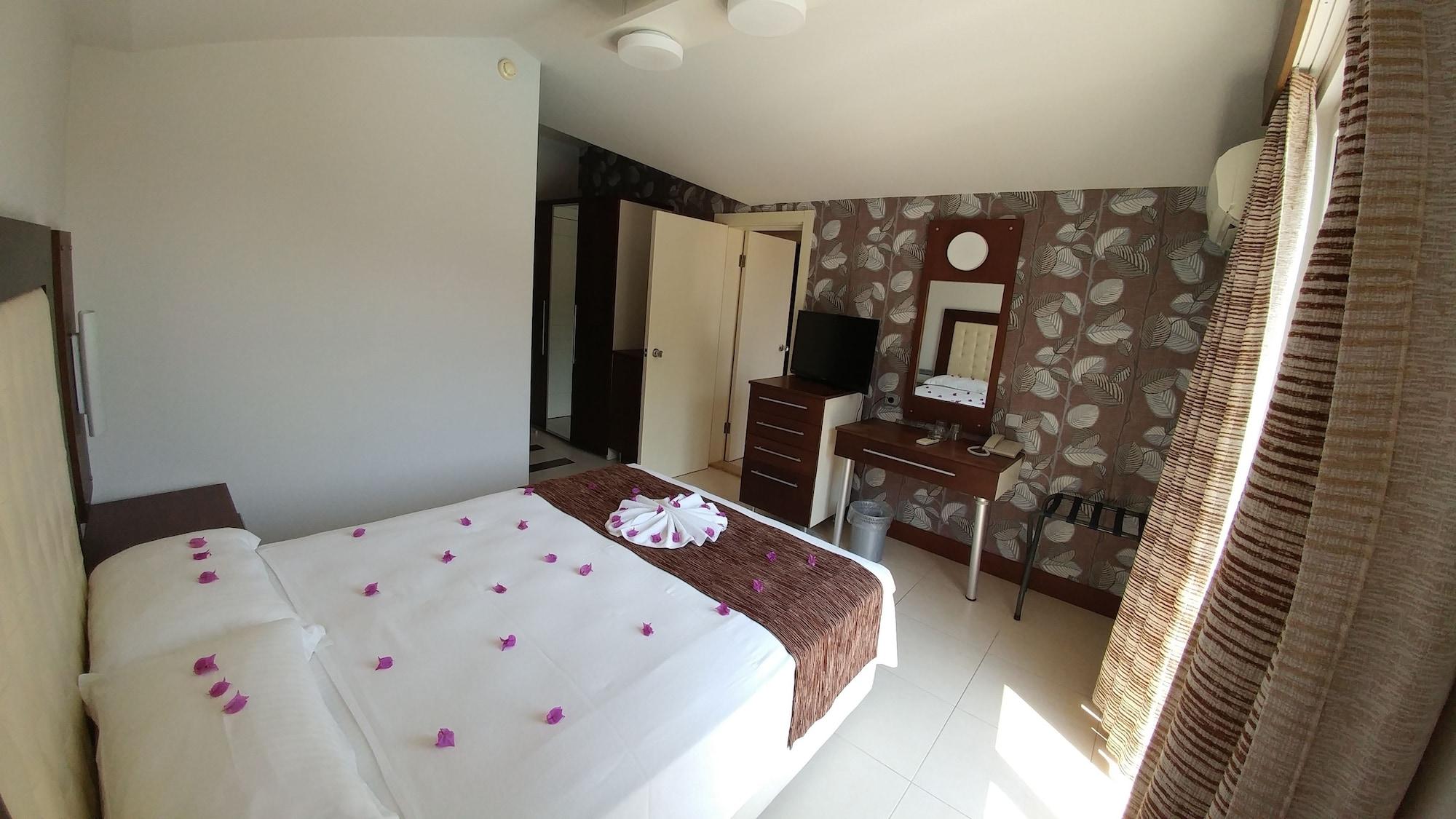 Club Turca Hotel 4*