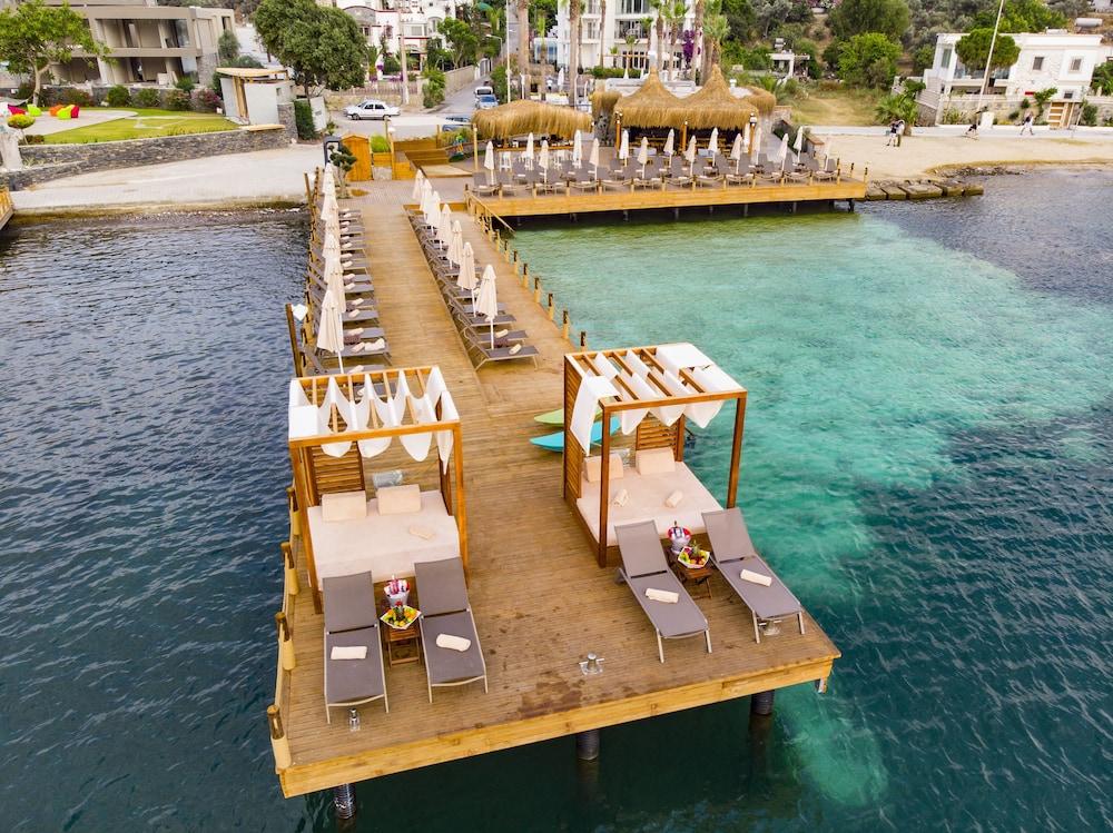 Istanbul Palace 4*