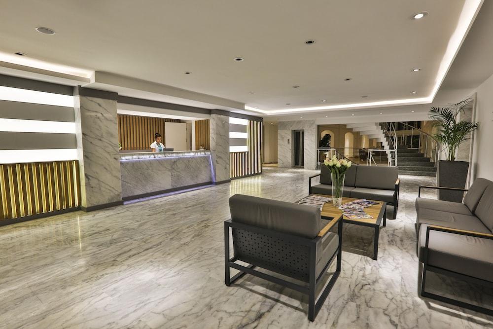 Hotel Istanbul Palace 4*