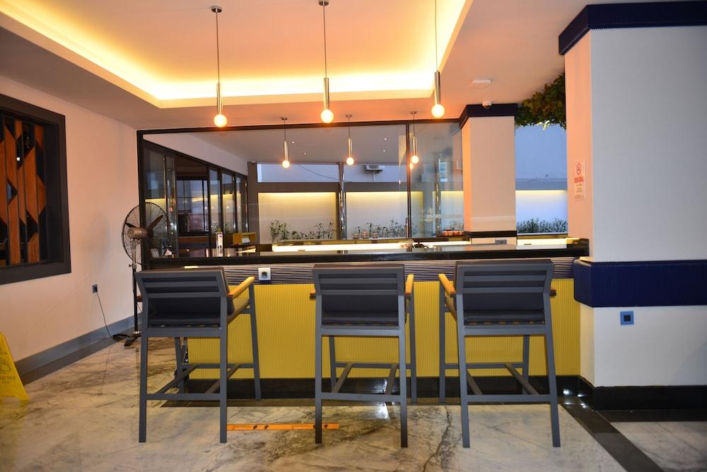 Oasis 3*