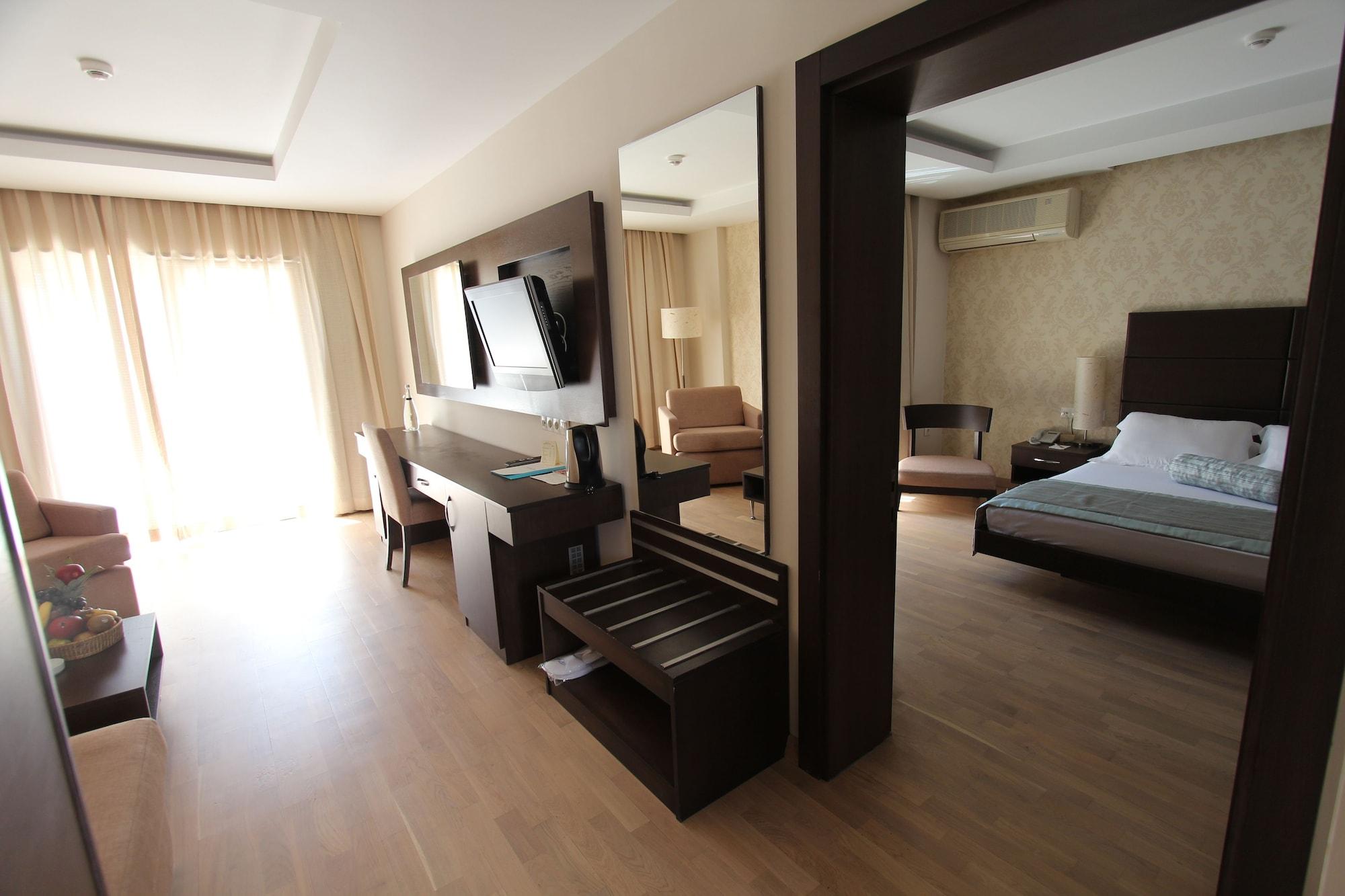 Olira Boutique Hotel&spa Hotel