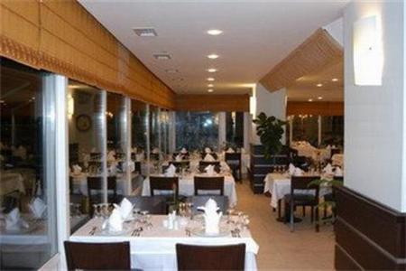 Canak Hotel 3*