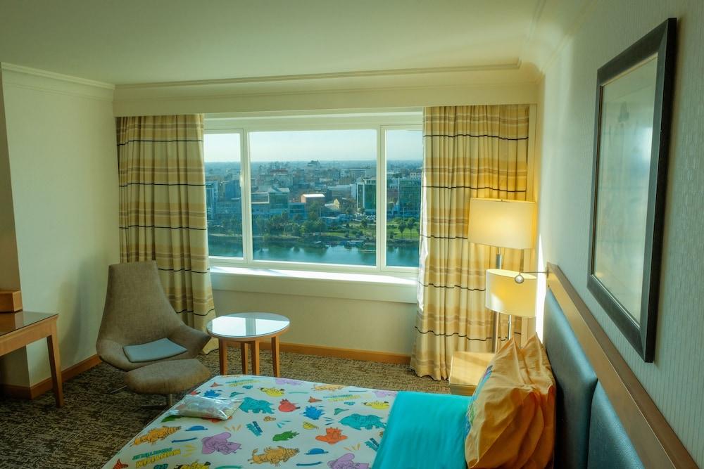 Hiltonsa Hotel