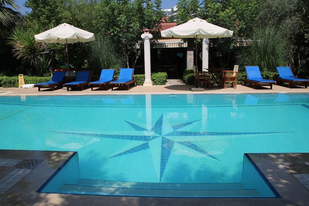 Hotel Dalos 2*