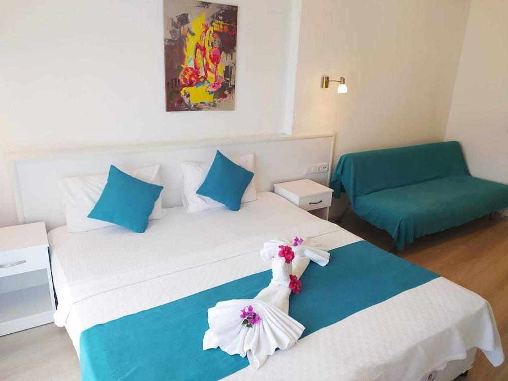 Alya Hotel 5*