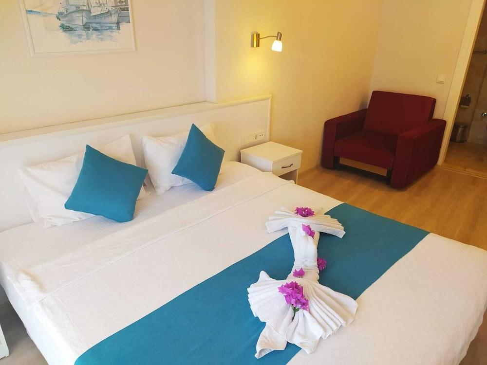 Alya Hotel 5*