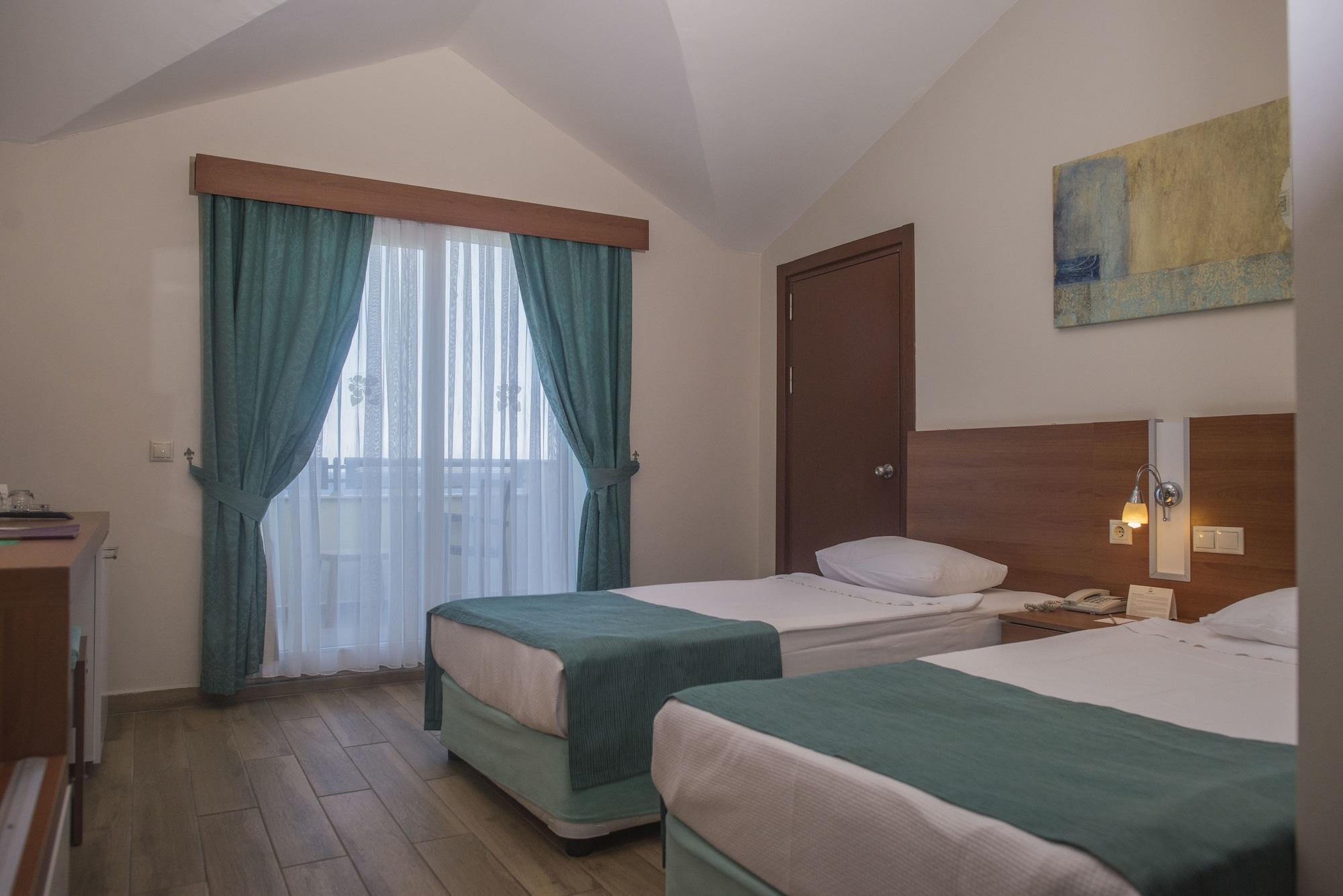 Queen's Park Le Jardin 5* Kemer