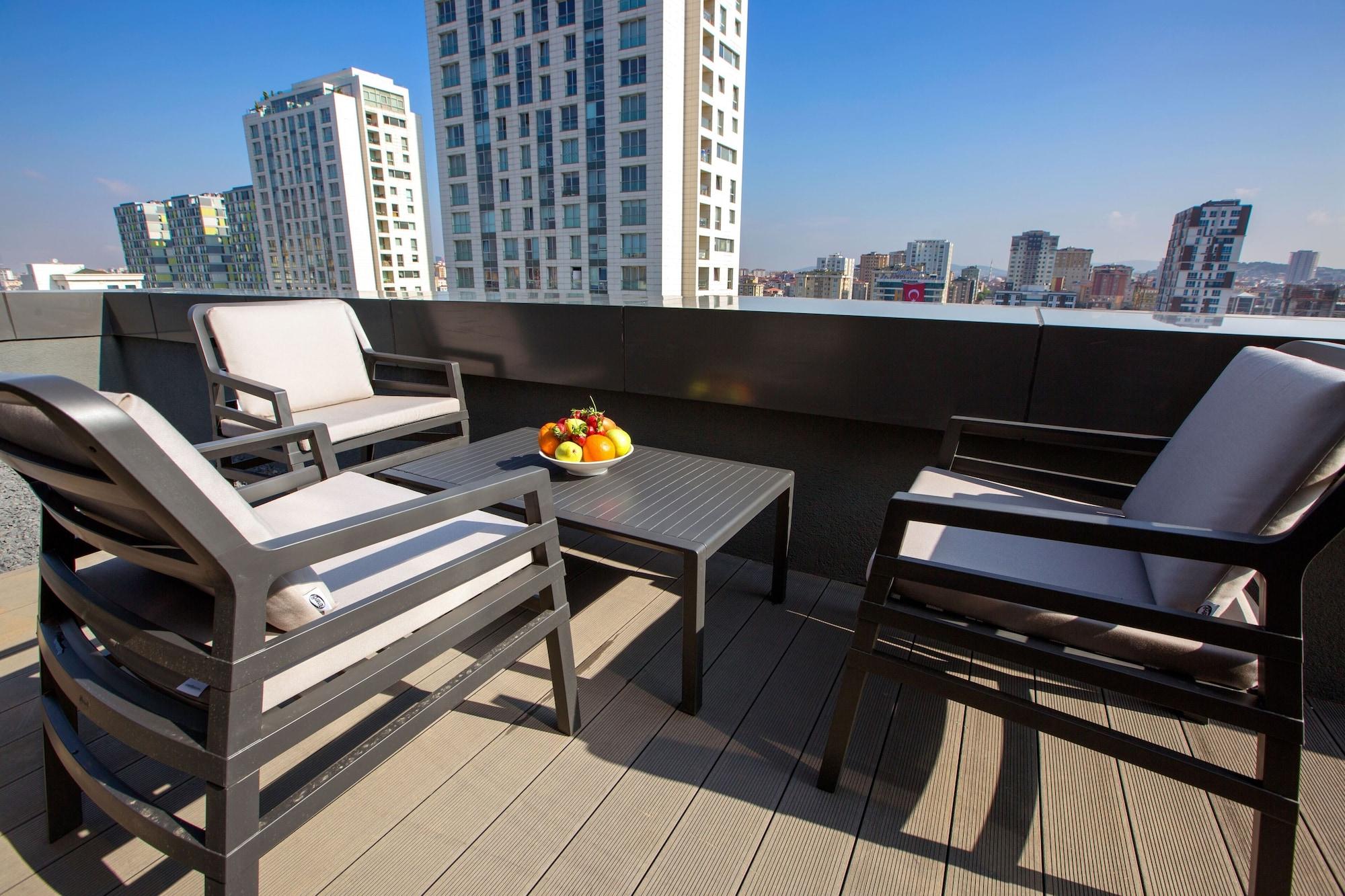 Park By Radisson Atasehir