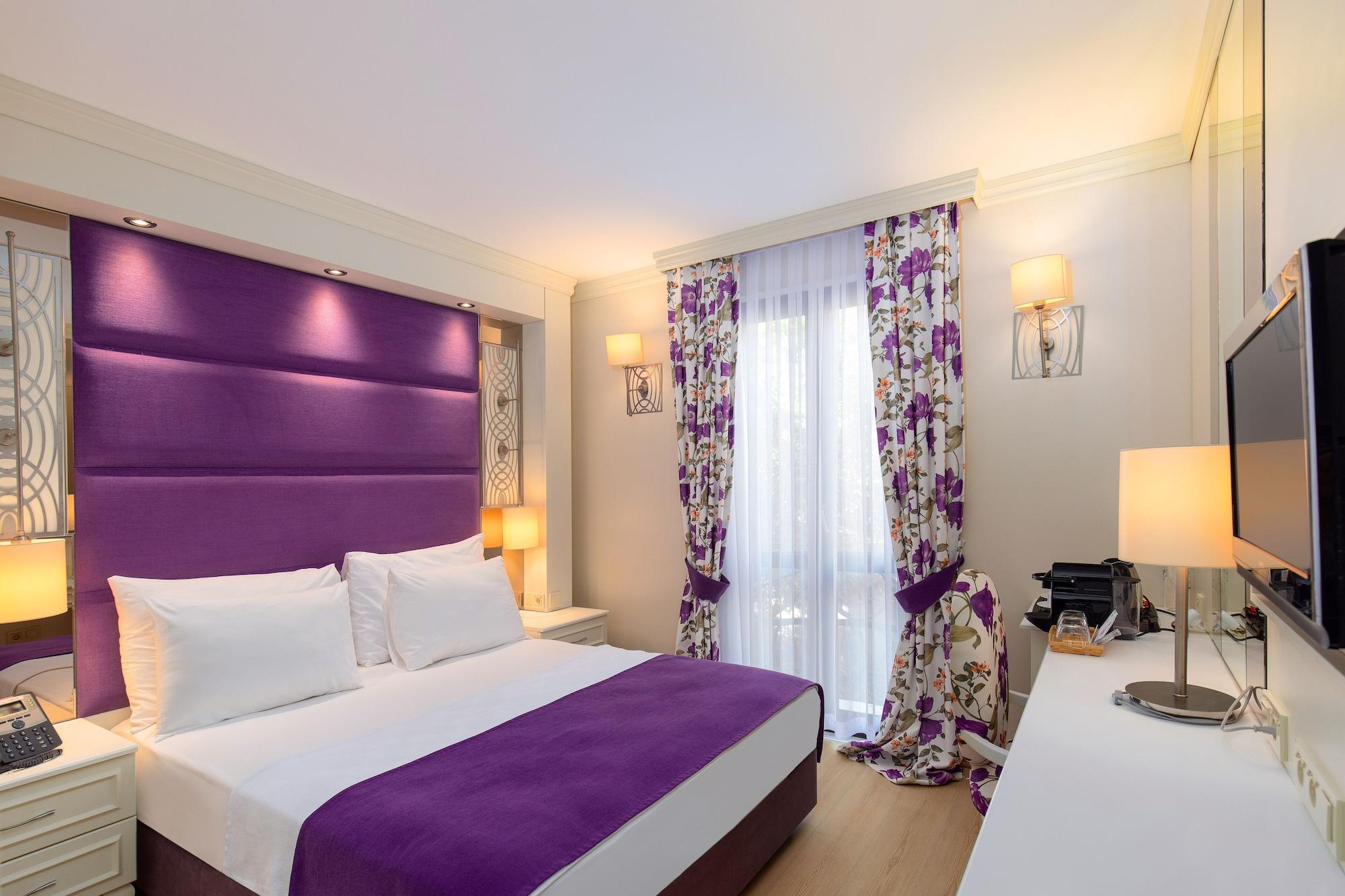 Baga Hotel 3*