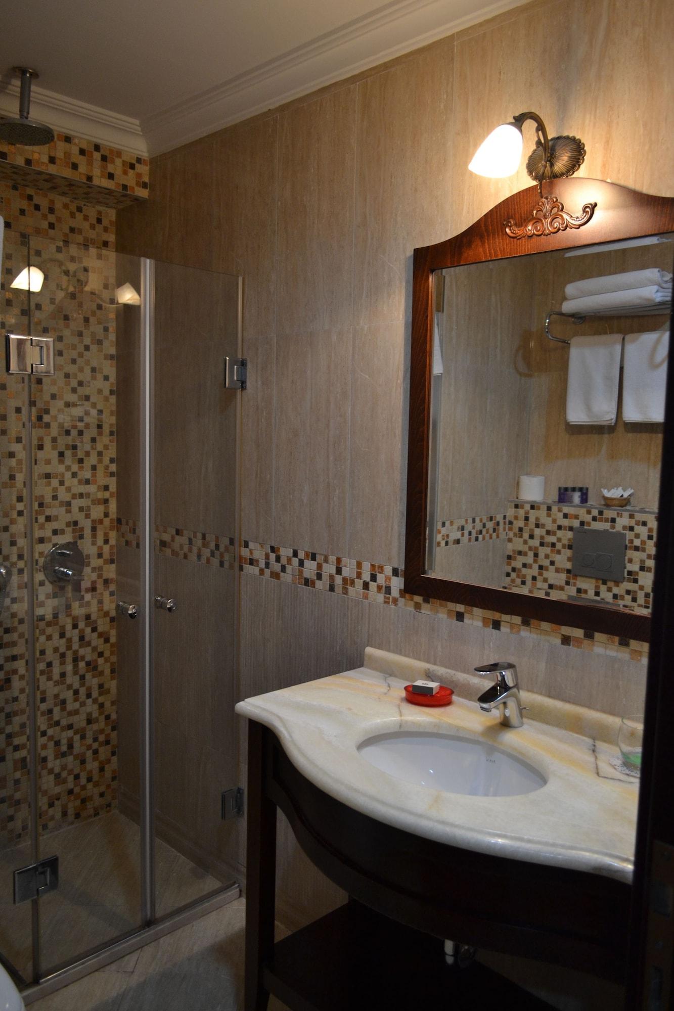 Divalis Hotel 3*