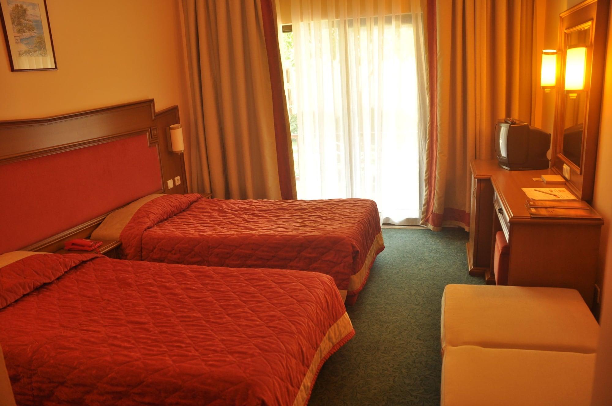 Club Boran Mare 5*