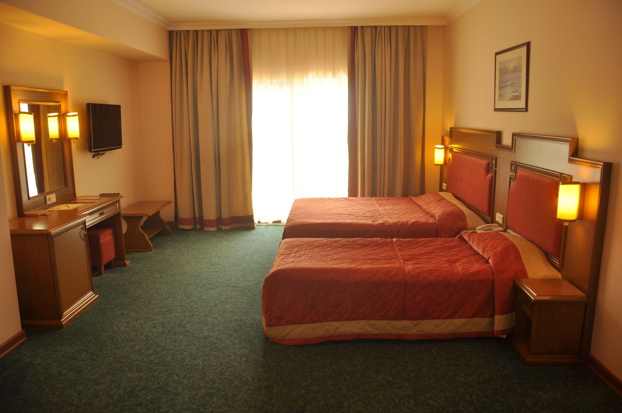 Club Boran Mare Resort 5*