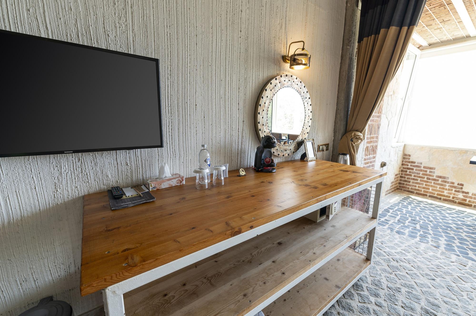 Loft - Adults Only Hotel