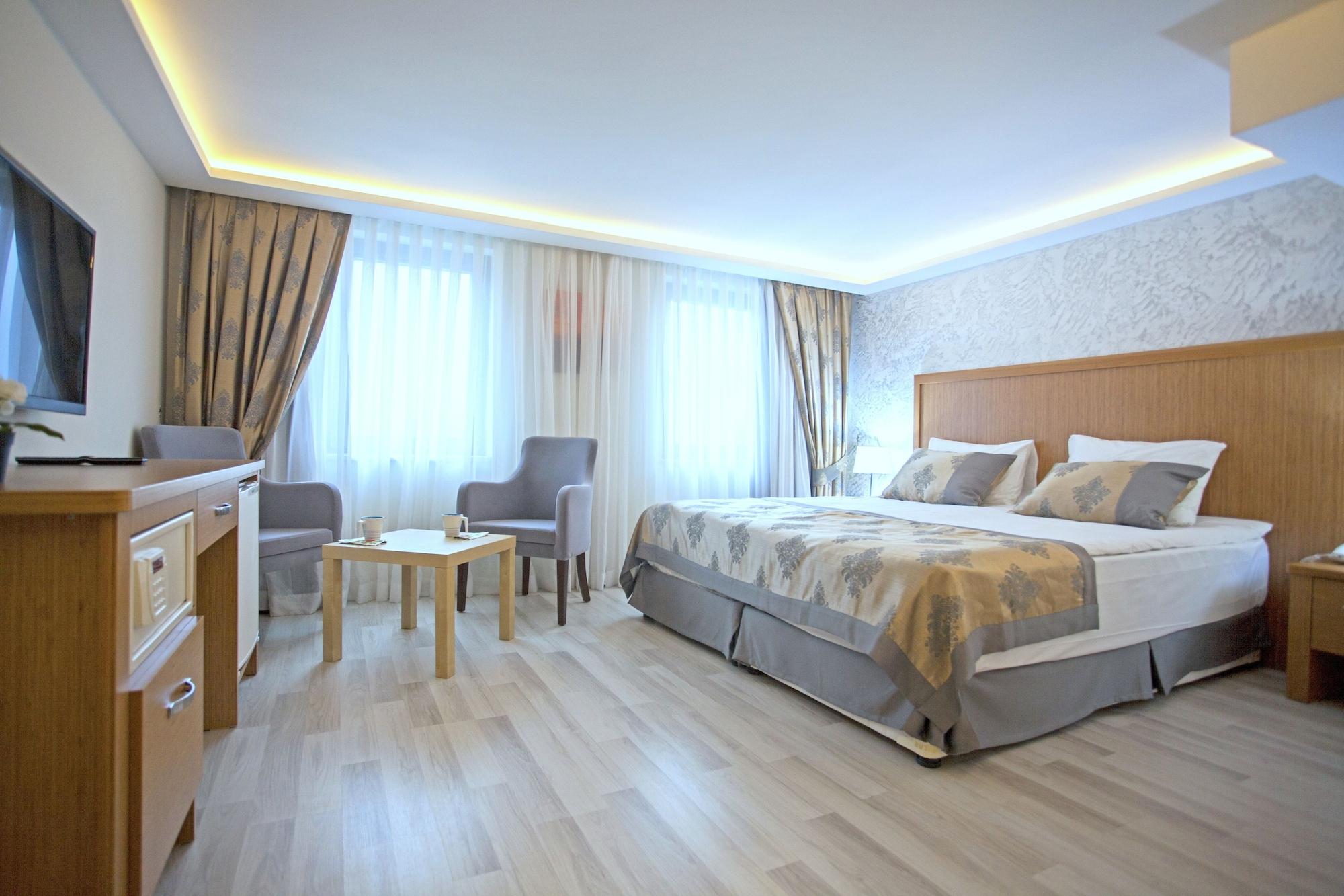 Hotel Waw Galataport 3*