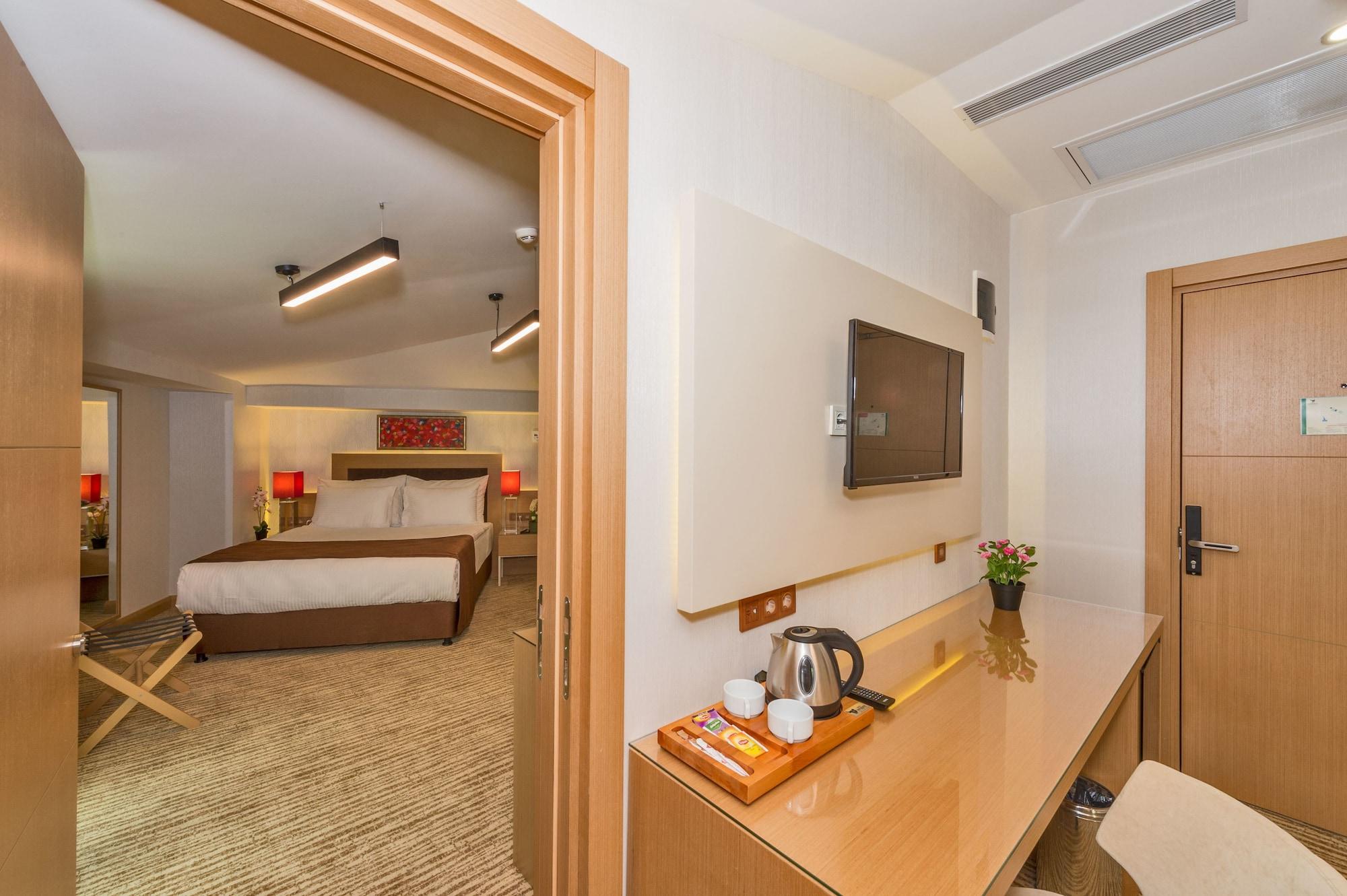 Boursier 1 & Hotel 4*