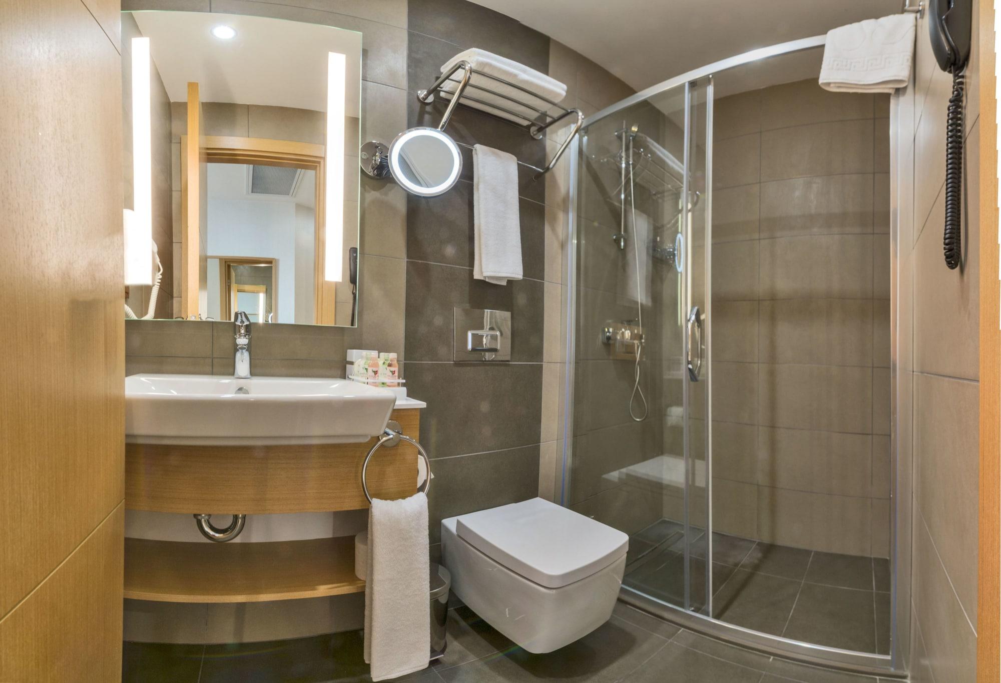 Hotel Boursier 1 & 4*