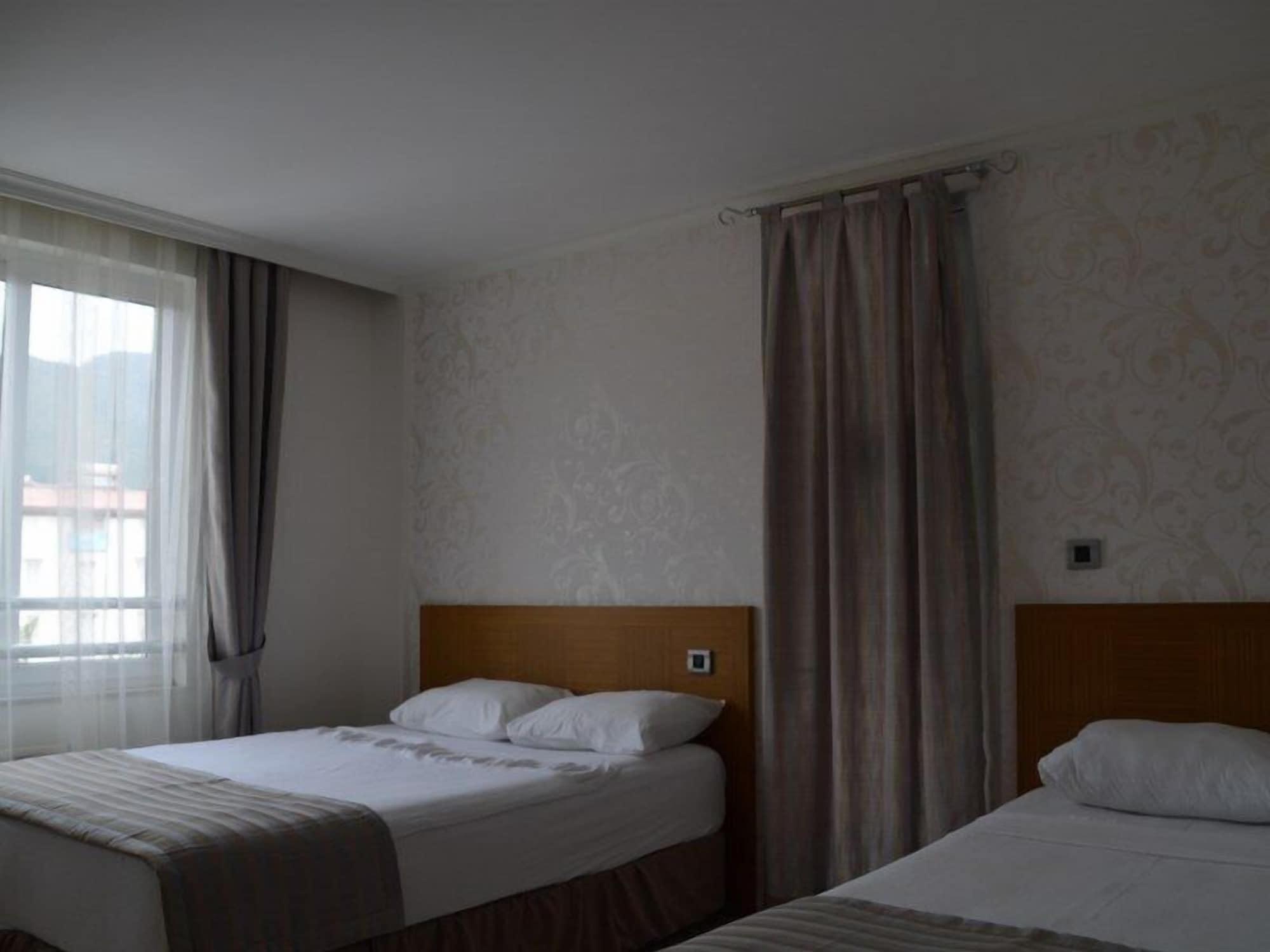 Hotel Devamli 3*