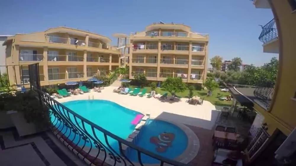 Aparthotel Begonville