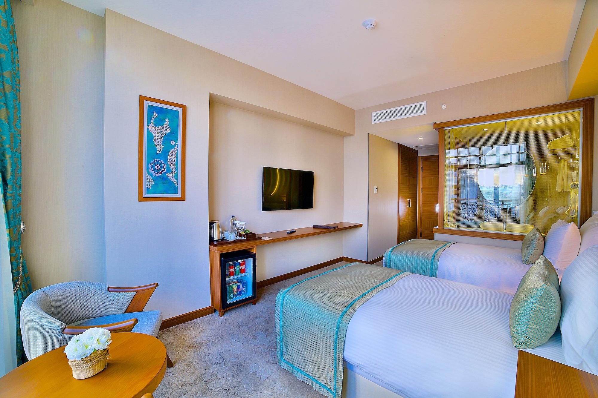 Momento Golden Horn Hotel 4*
