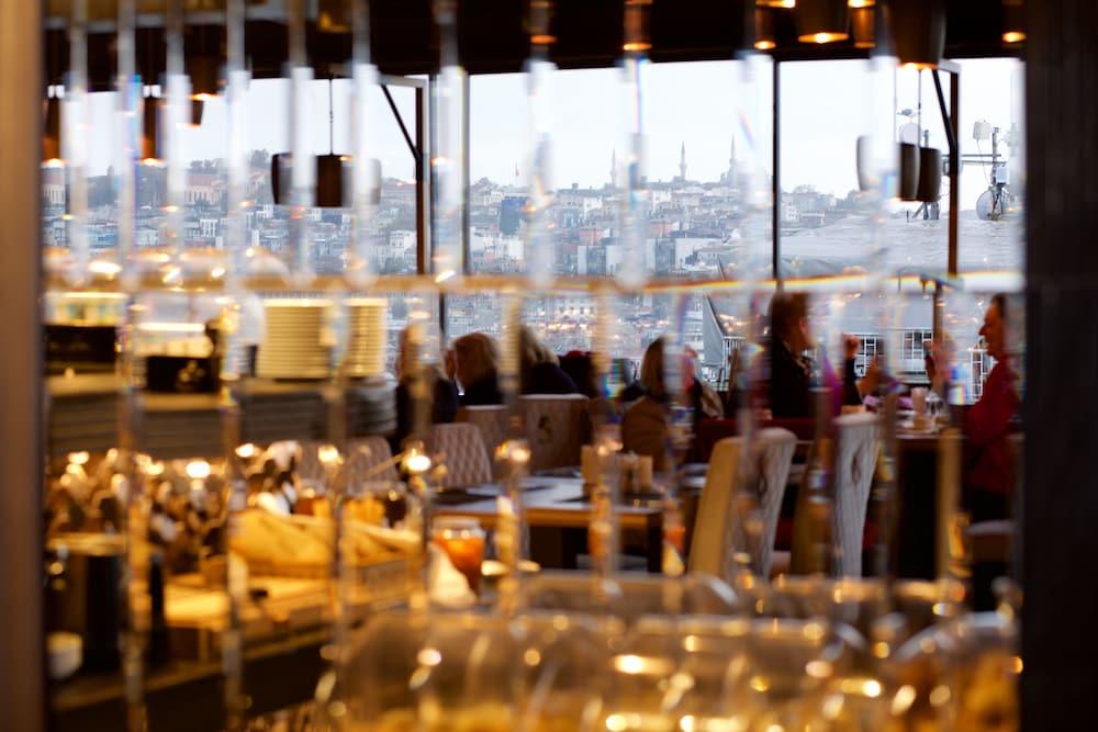 Momento Golden Horn 4* Istanbul