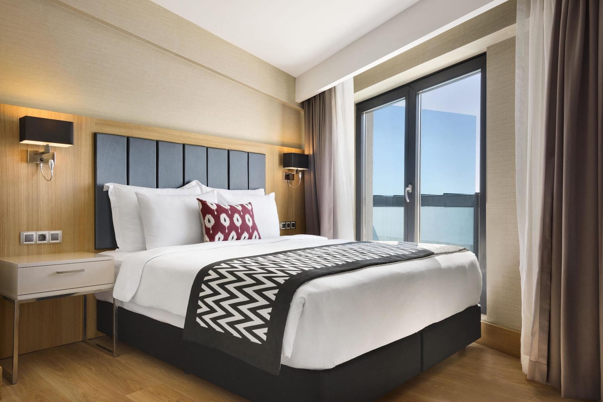 Ramada Encore 3*