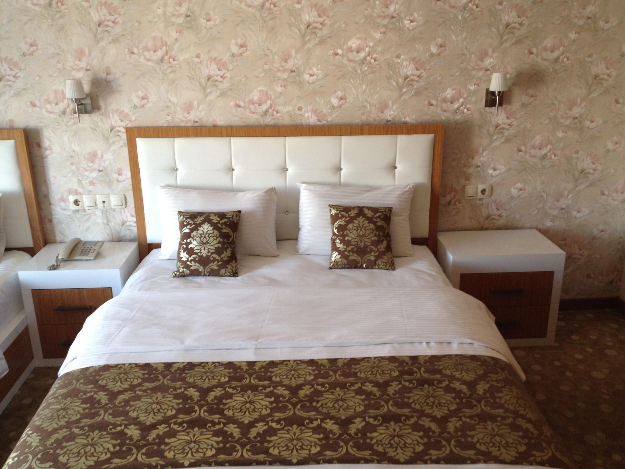 Cebeciler Hotel
