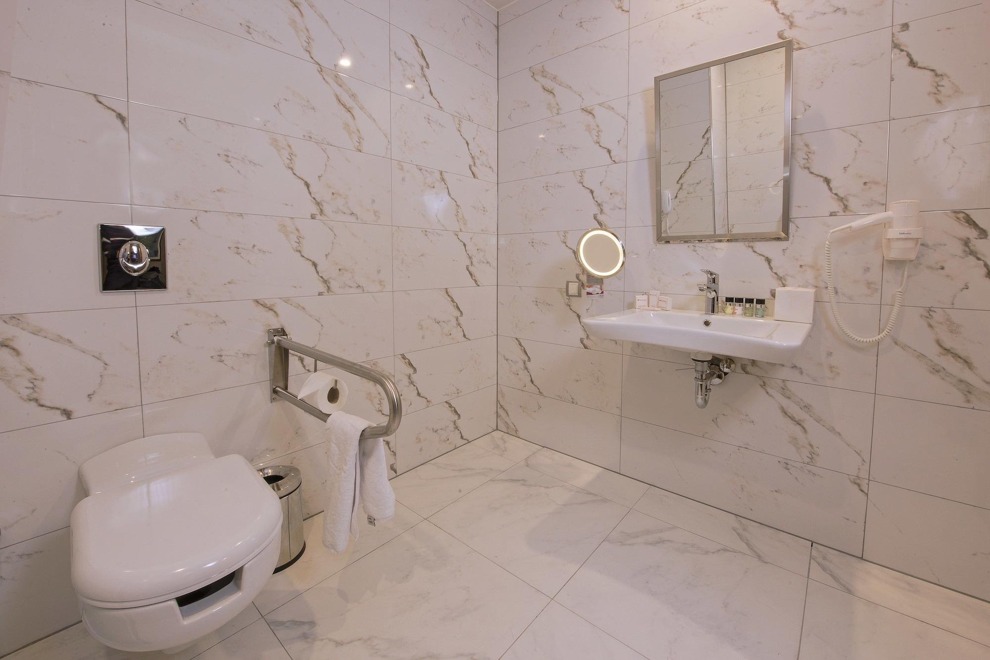 Ramada Plaza By Wyndham Hotel 5*