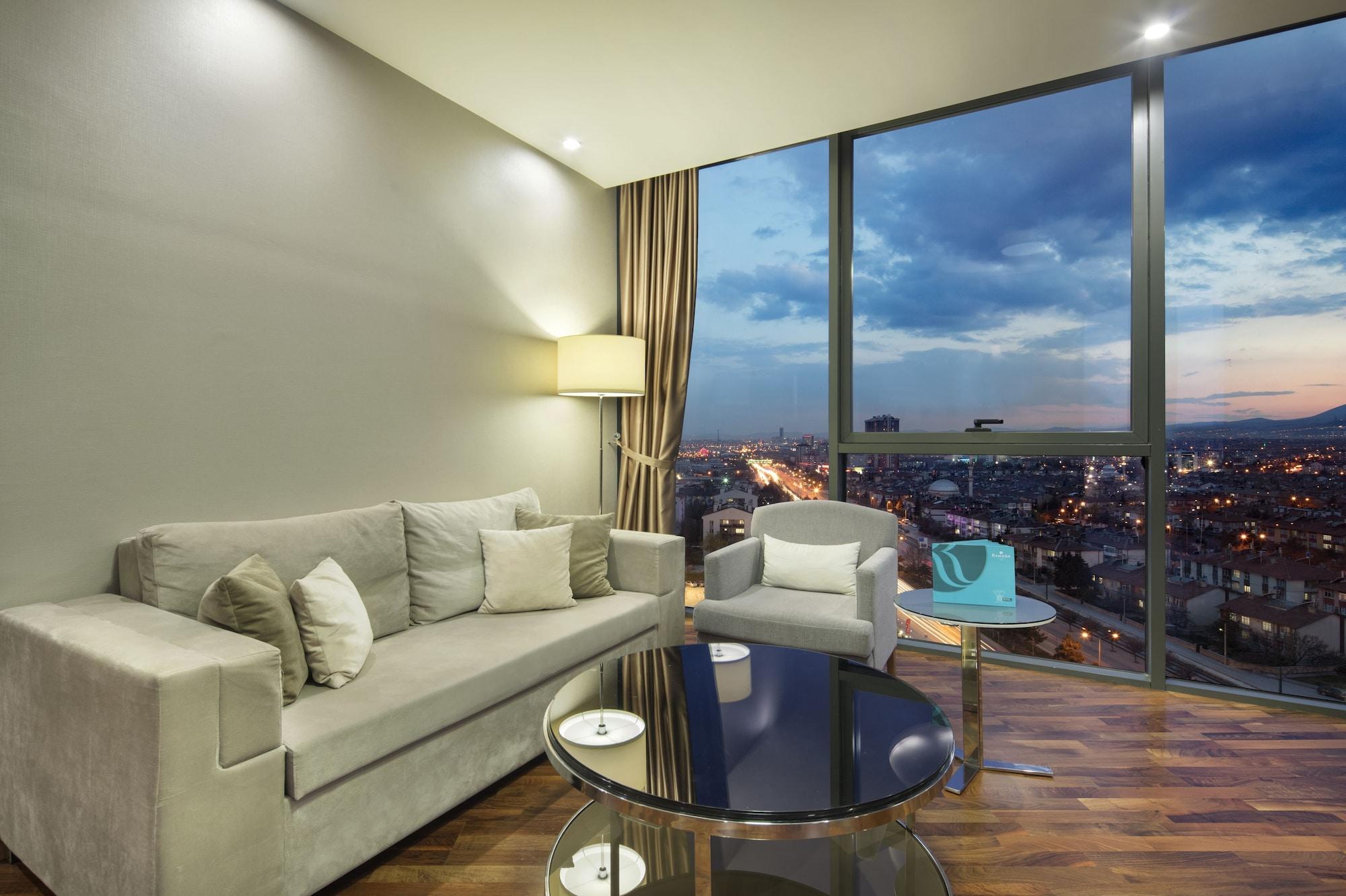 Ramada Plaza By Wyndham