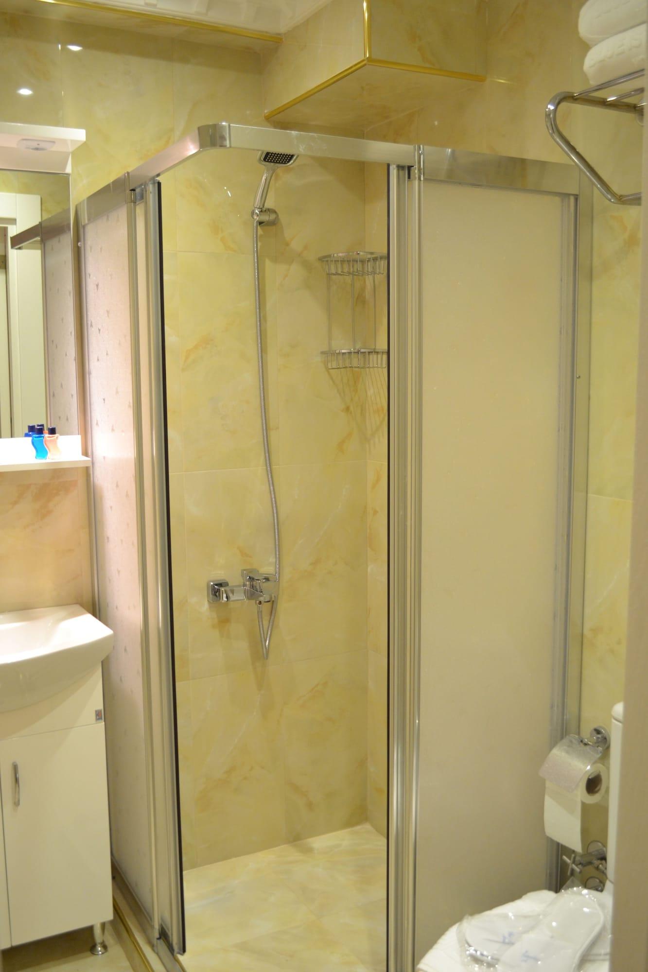 Blue Taksim 3*