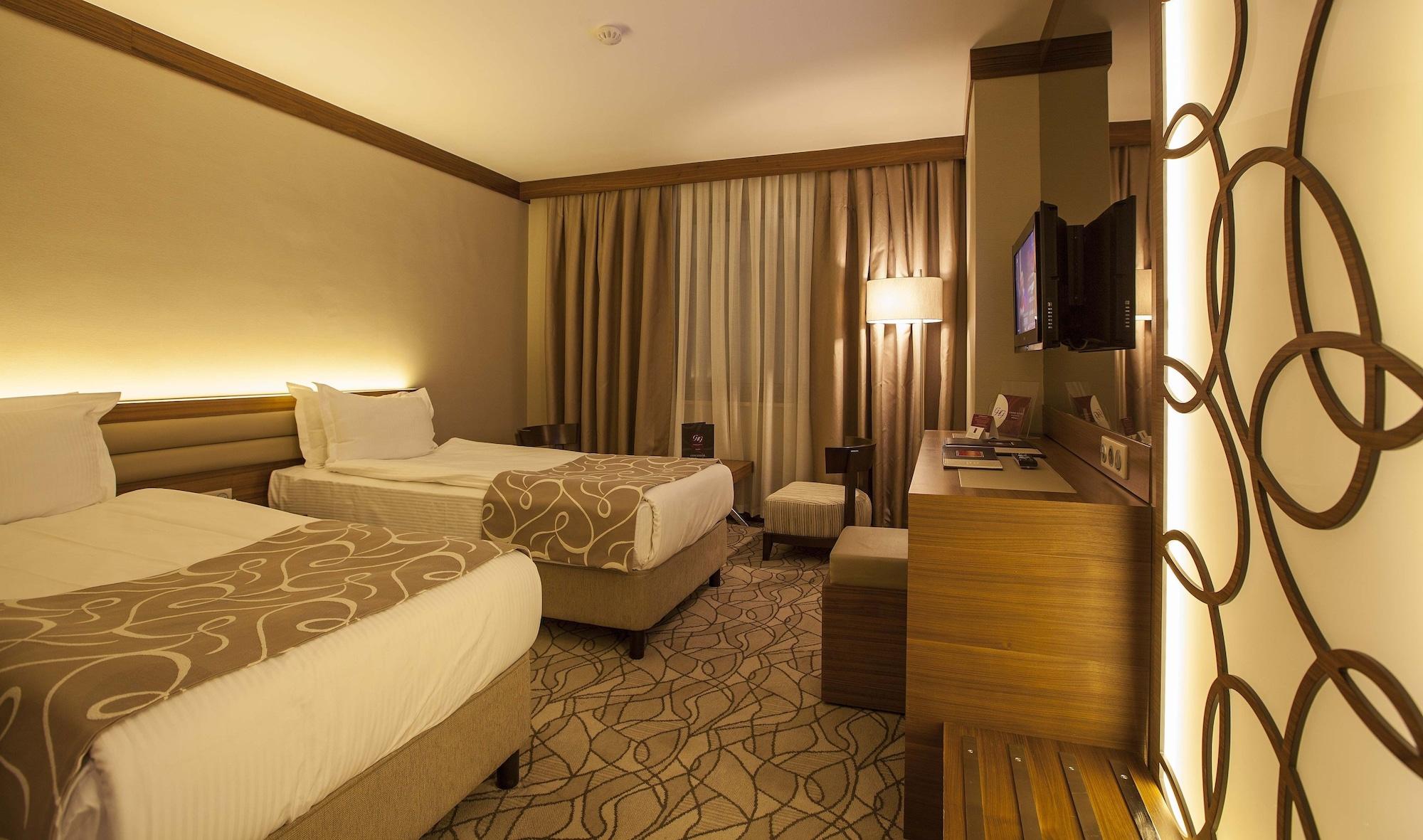 Hotel Grand