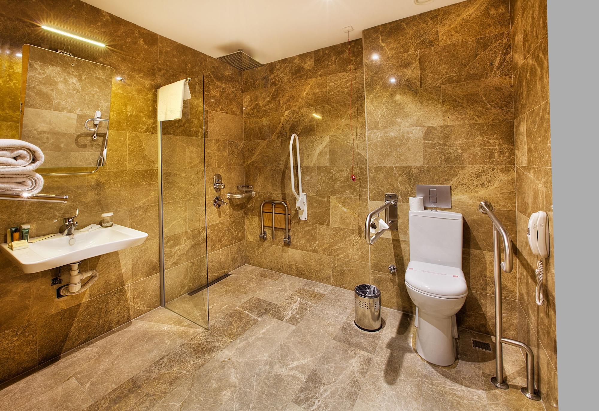 Hilton Garden Kocaeli Sekerpinar Hotel