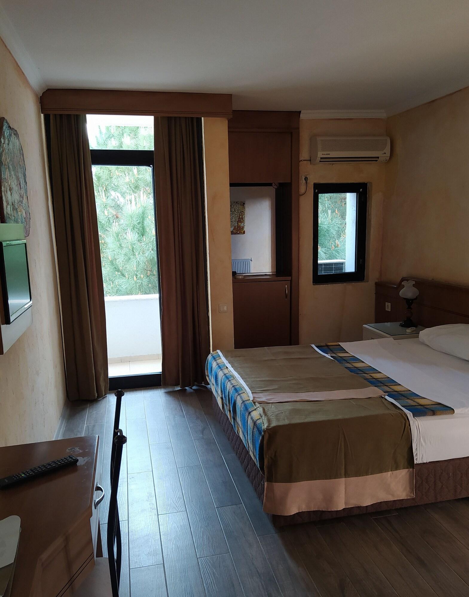 Ephesus Hitit Restaurant Hotel
