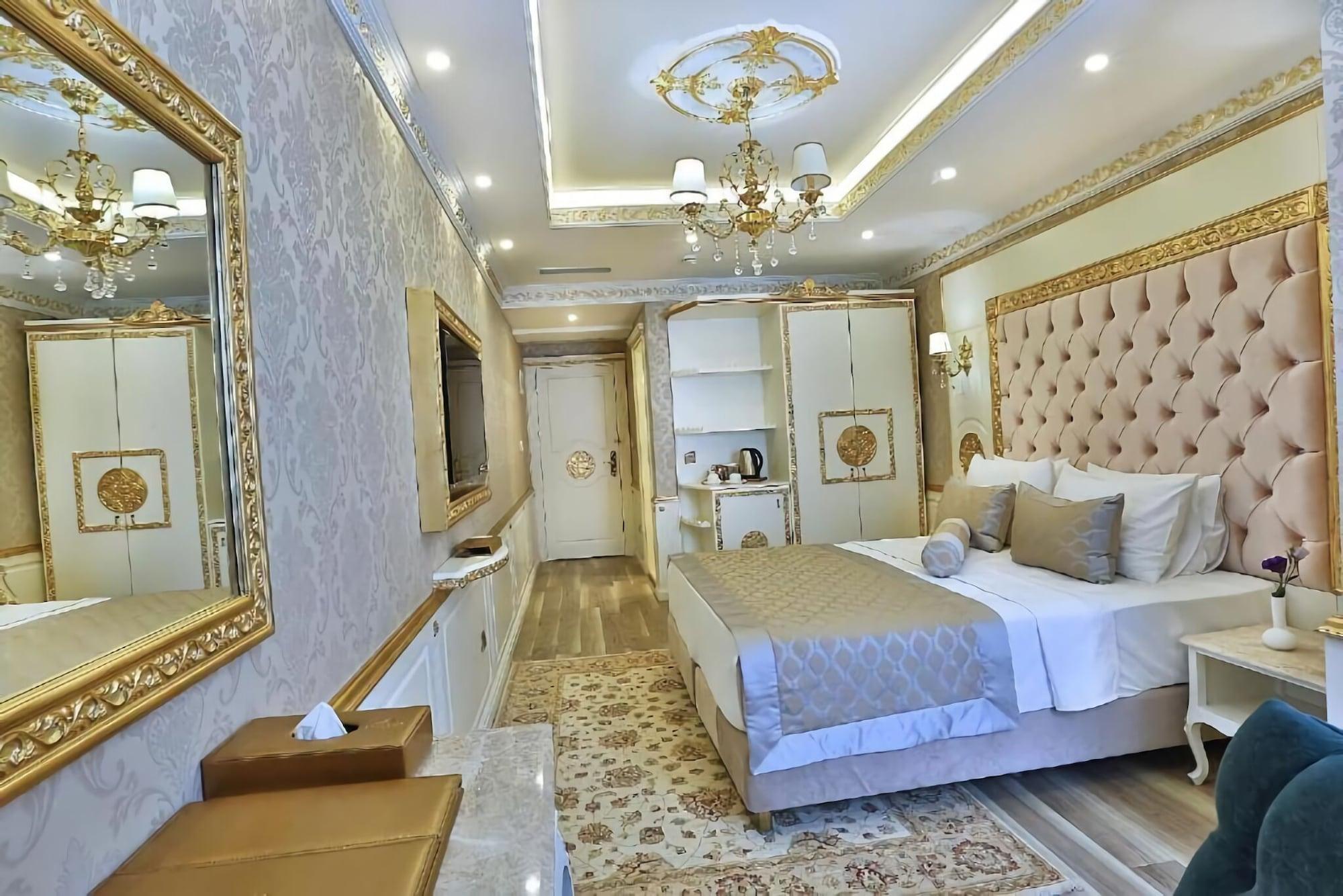 Hotel Emirhan Palace