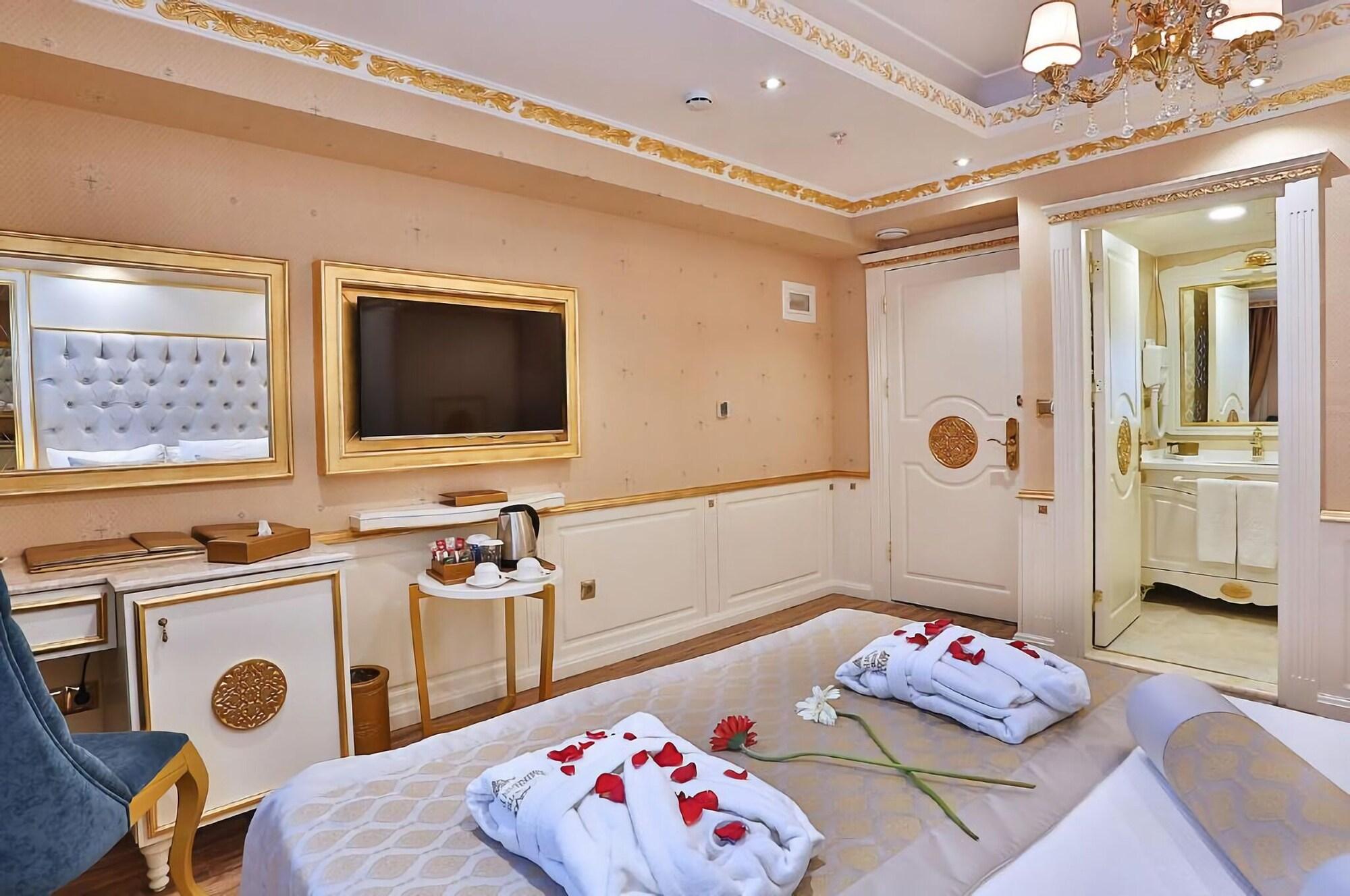 Hotel Emirhan Palace 3*