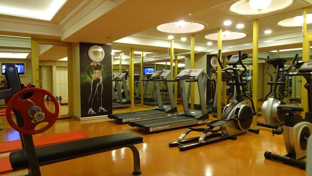 Emirhan Palace 3*