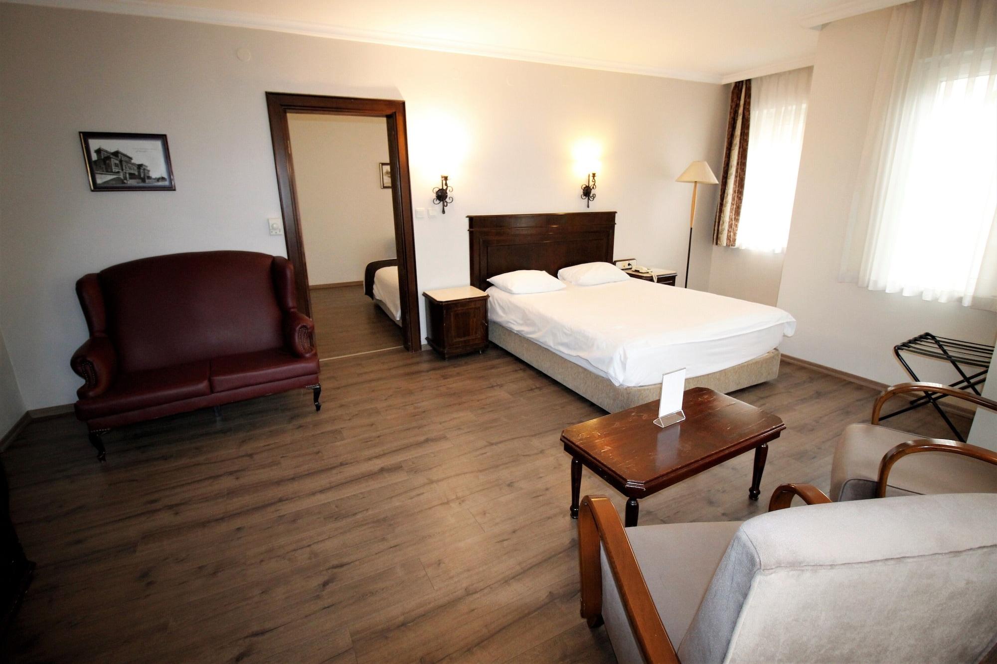 Hotel Montania Town 3*