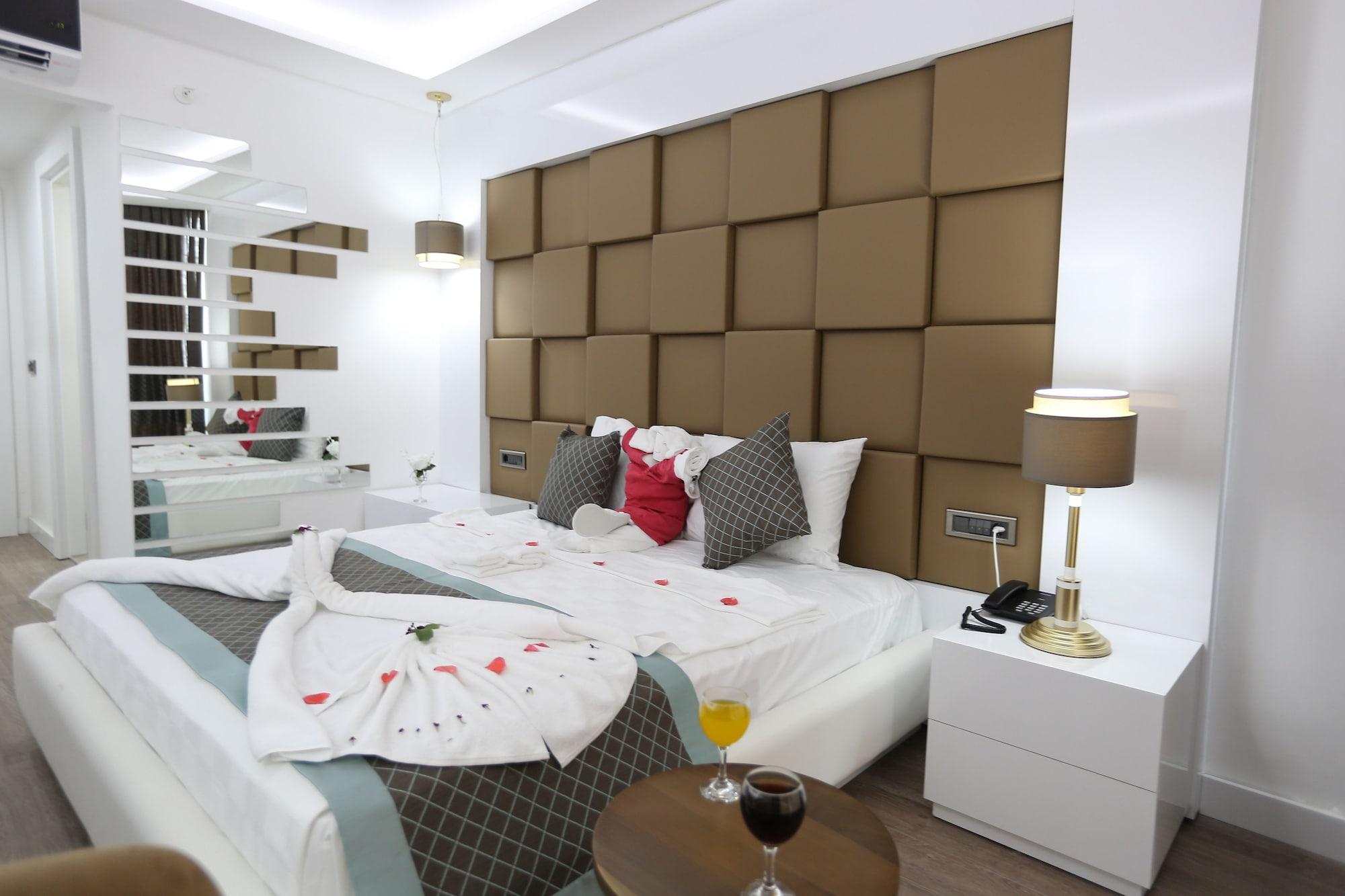 Elips Royal & Antalya