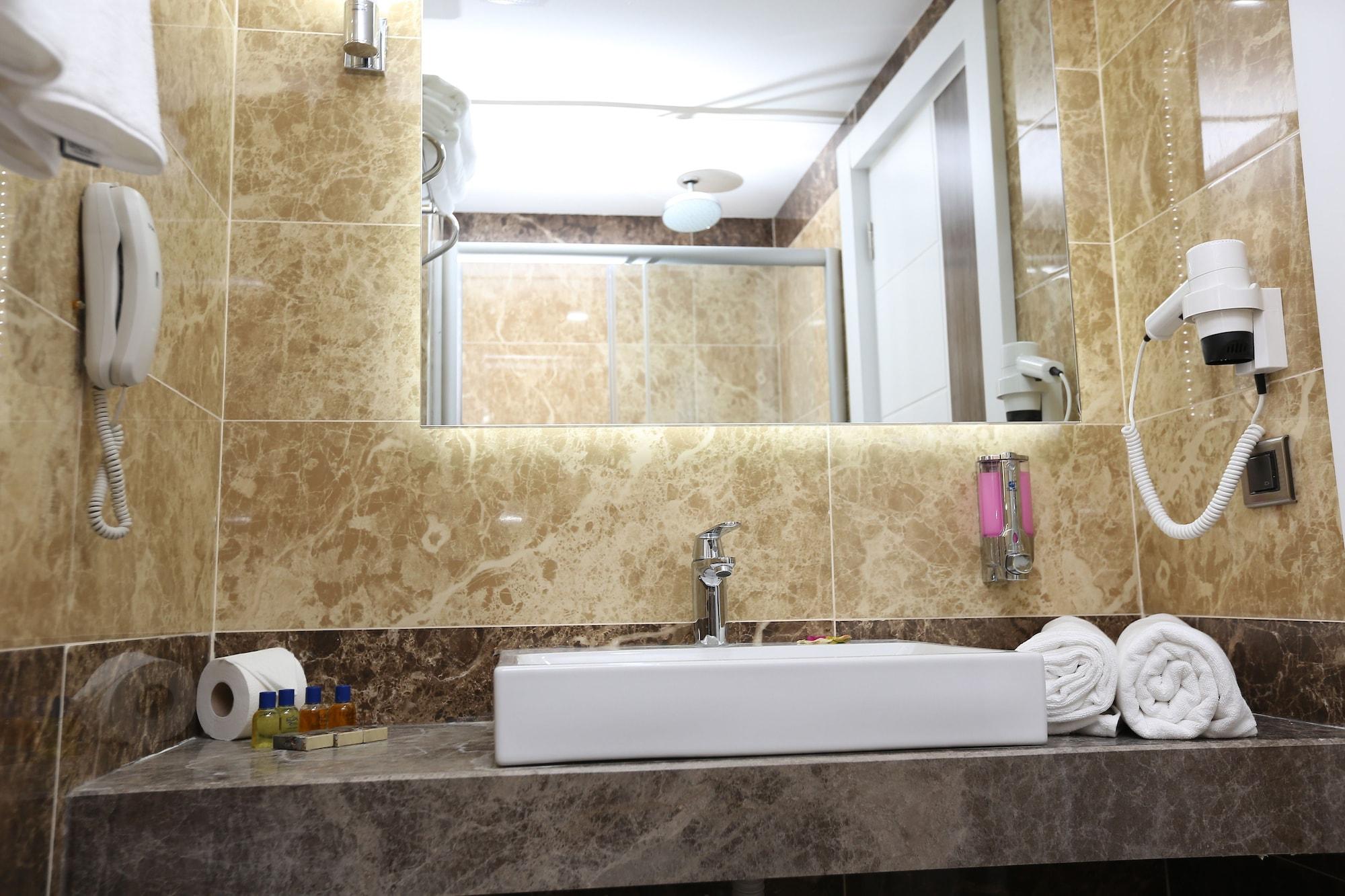 Hotel Elips Royal & 4*