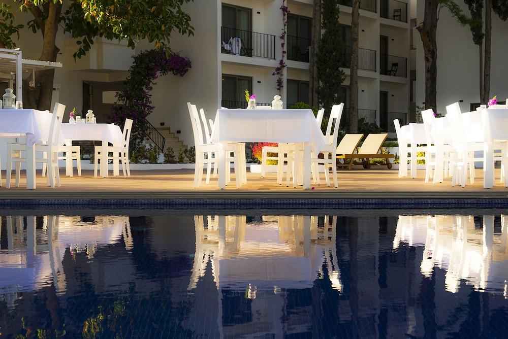 Liv By Bellazure Hotel Akyarlar